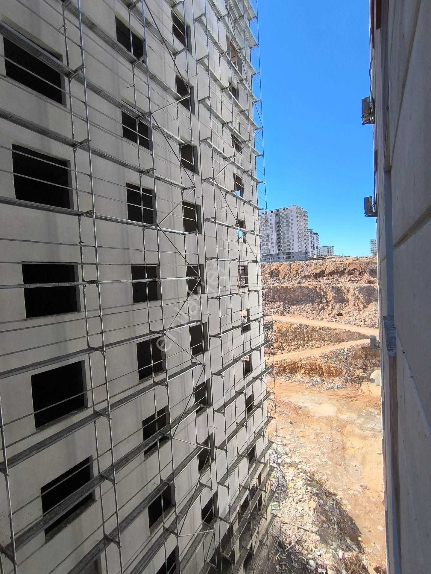 Maride Emlak'tan Araştırma Hastanesi Arkası Satılık 3+1 Sıfır Daire Uygun Fiyat - Görsel 21