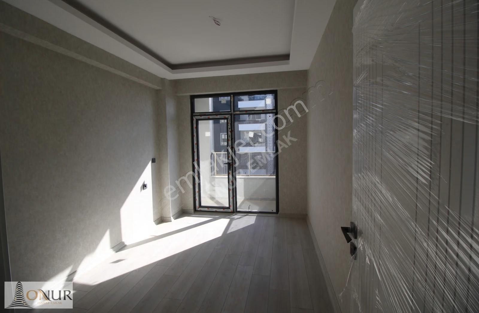 Onur Emlak Selim Sultan Mah. Site İçi Kapalı Otopark 2+1 Kiralık - Görsel 7