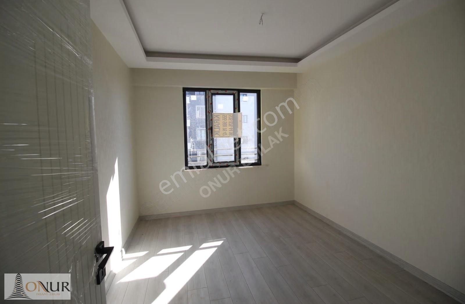 Onur Emlak Selim Sultan Mah. Site İçi Kapalı Otopark 2+1 Kiralık - Görsel 18