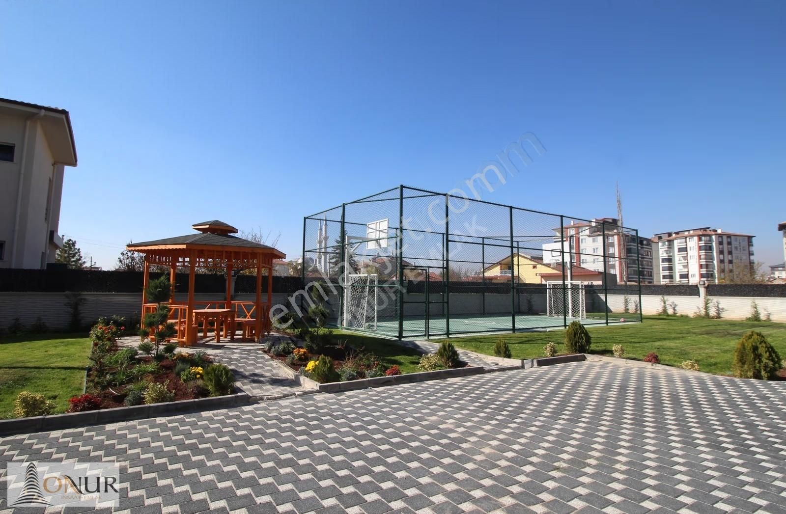 Onur Emlak Selim Sultan Mah. Site İçi Kapalı Otopark 2+1 Kiralık - Görsel 19