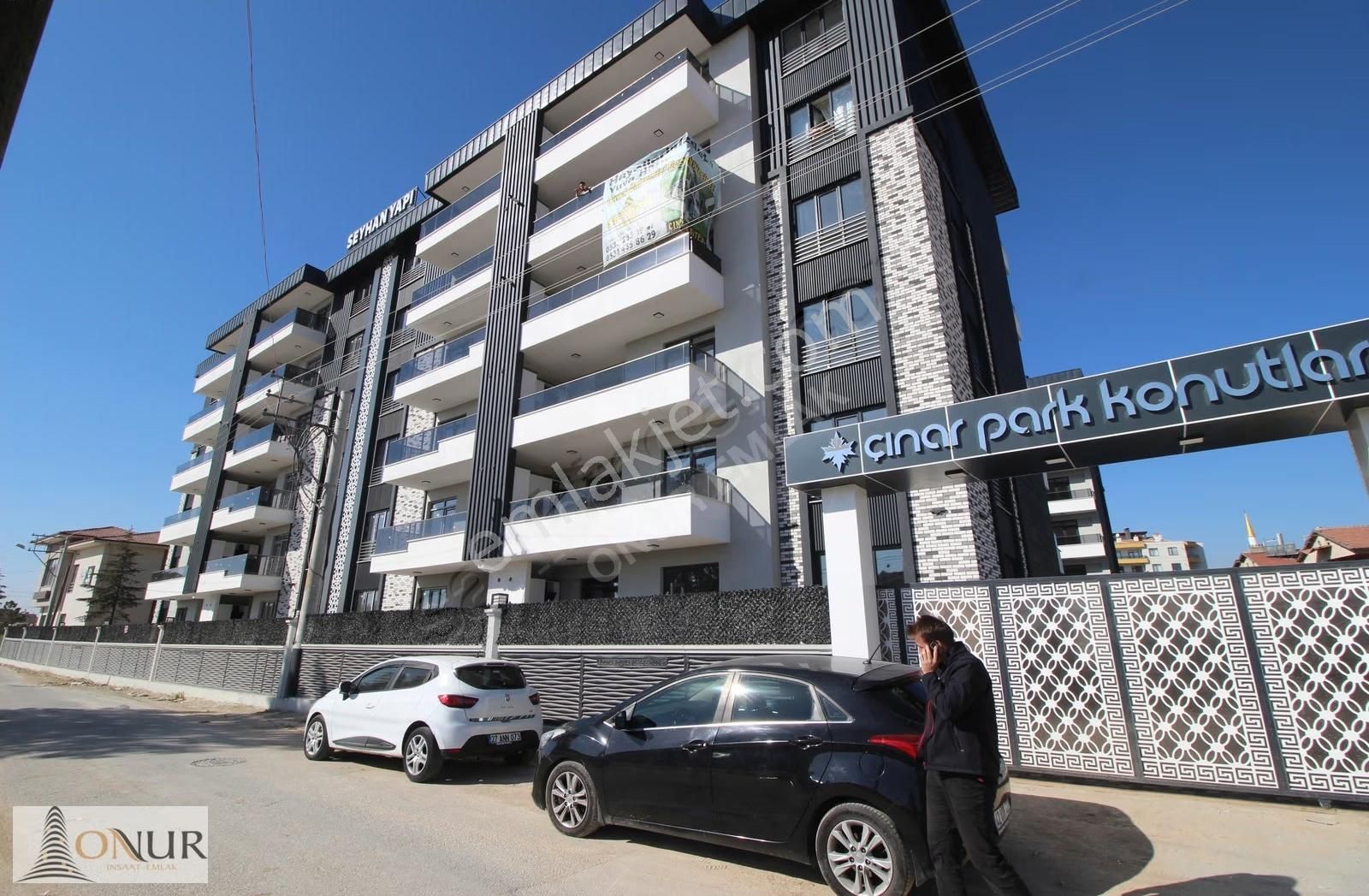 Onur Emlak Selim Sultan Mah. Site İçi Kapalı Otopark 2+1 Kiralık