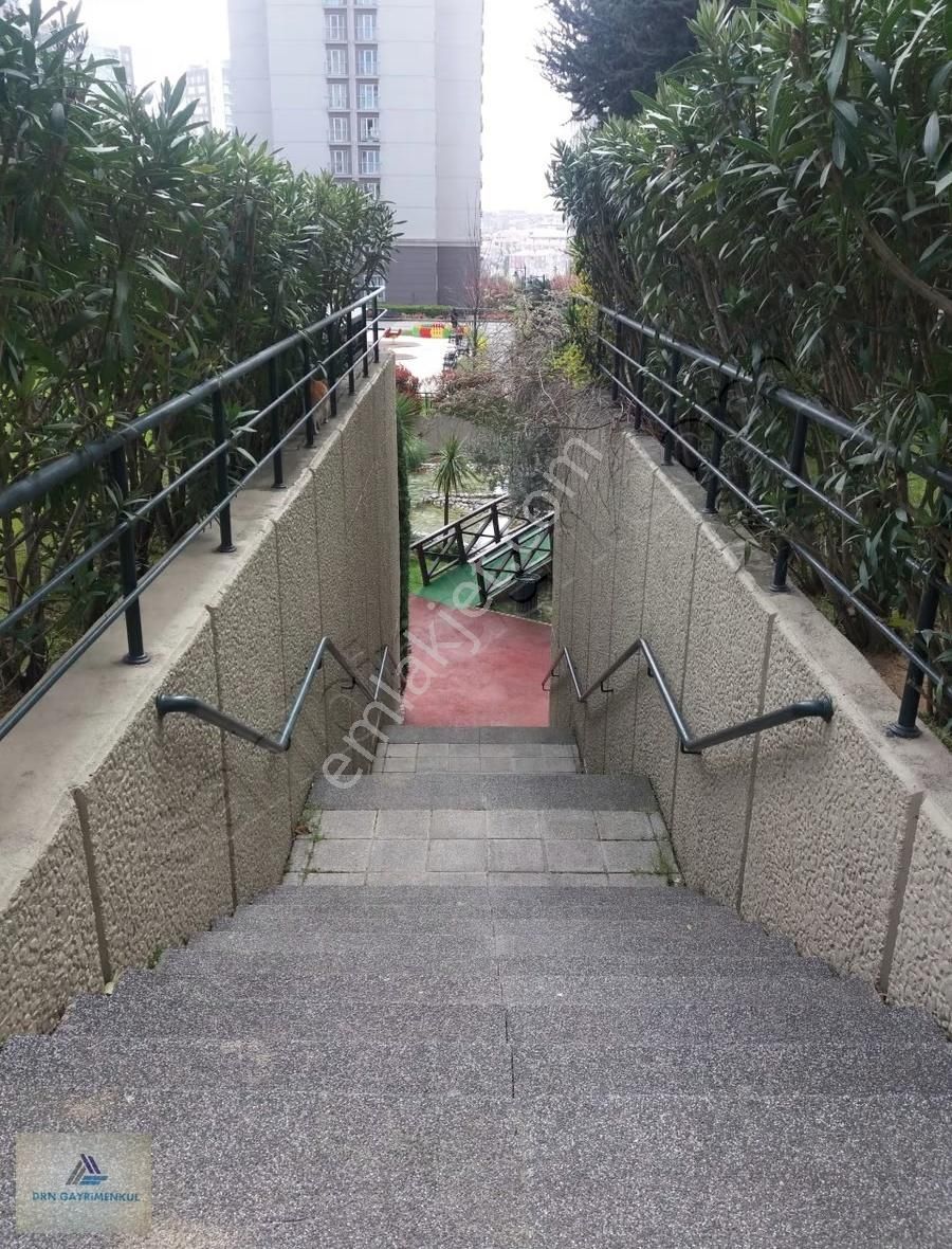 Avrupa Konutları Tem Havuz Ve Peyzaj Manzaralı Satılık 2+1 Daire - Görsel 24