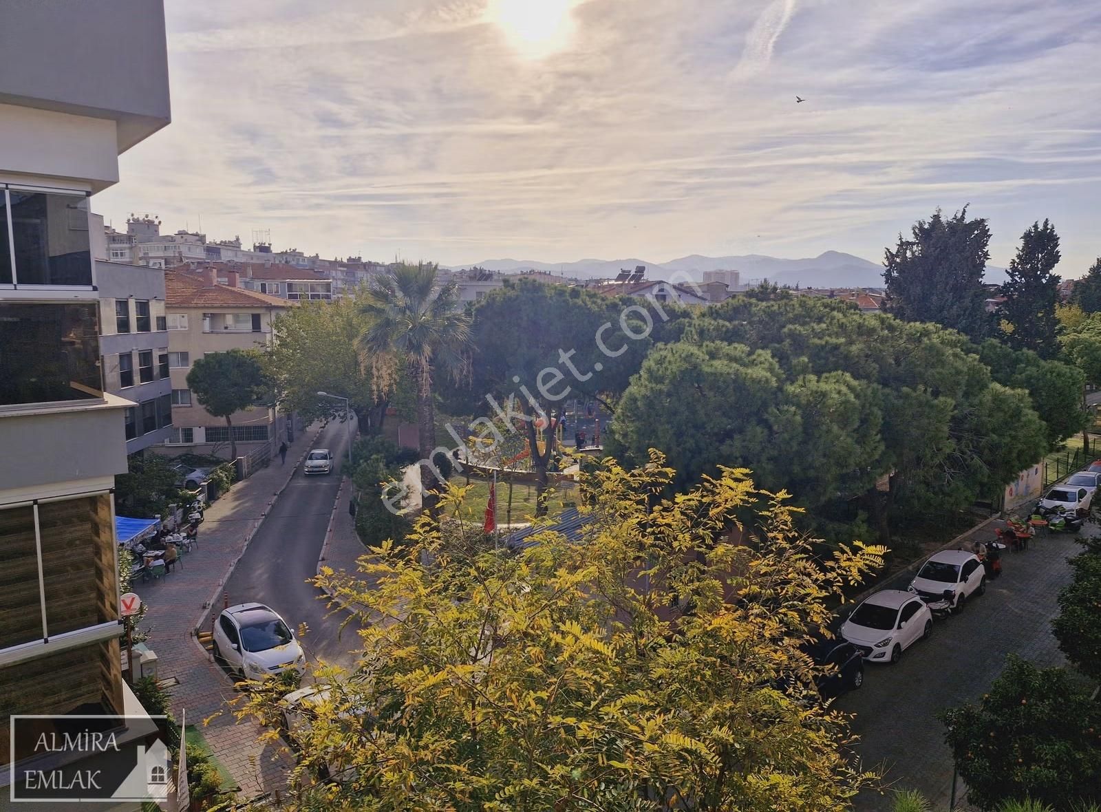 Metro Yakını Park Manzaralı 3+1 135m2 Köşe D.gazlı Daire - Görsel 6