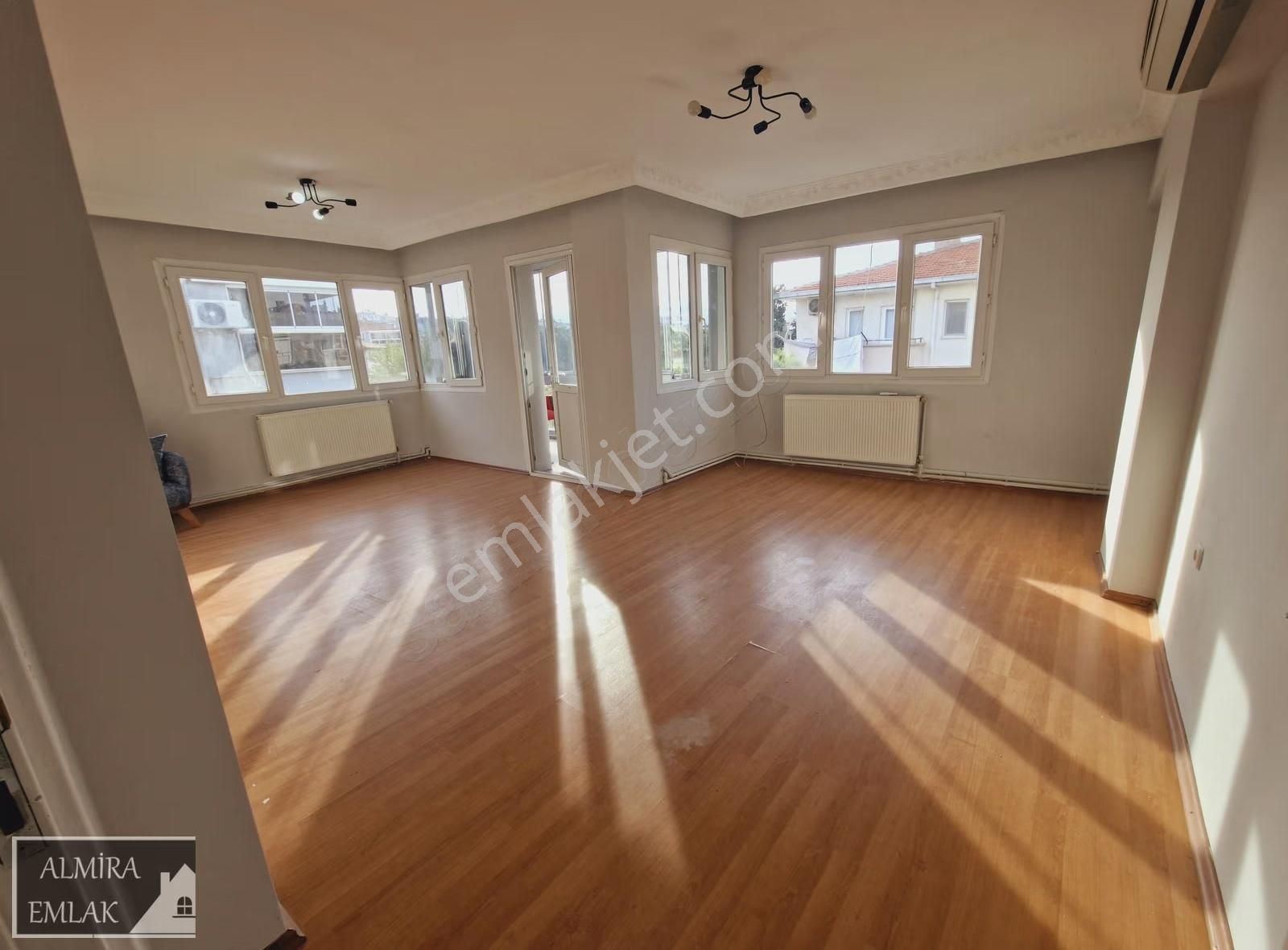 Metro Yakını Park Manzaralı 3+1 135m2 Köşe D.gazlı Daire - Görsel 18