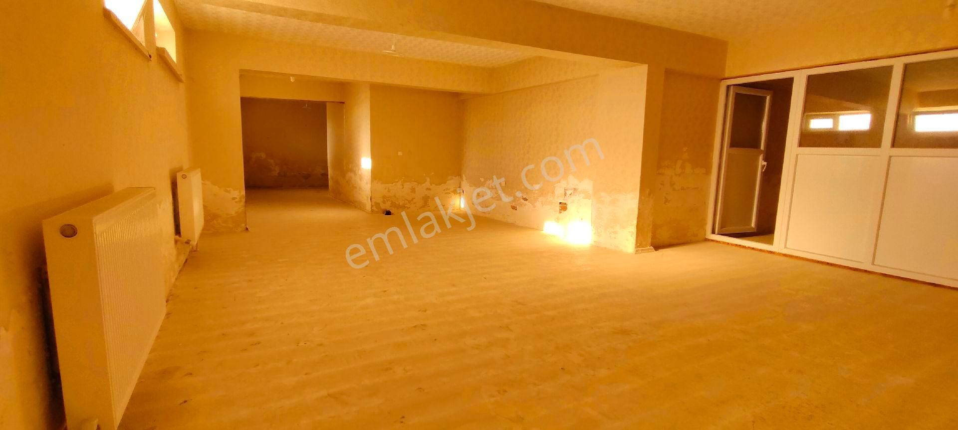 Ankara 30 Dakika 160 M2 Kiralık Dükkan 4 Tuvalet Banyo Mutfak - Görsel 31