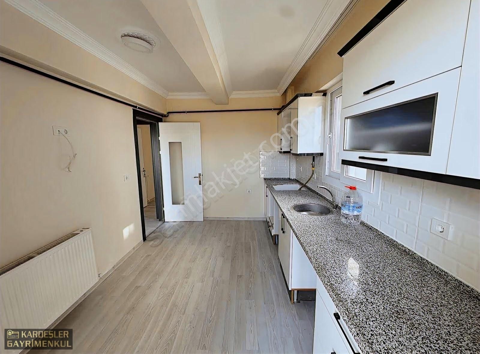 Satılık Otopark Üstü Sıfır Doğalğazlı Daire - Görsel 13