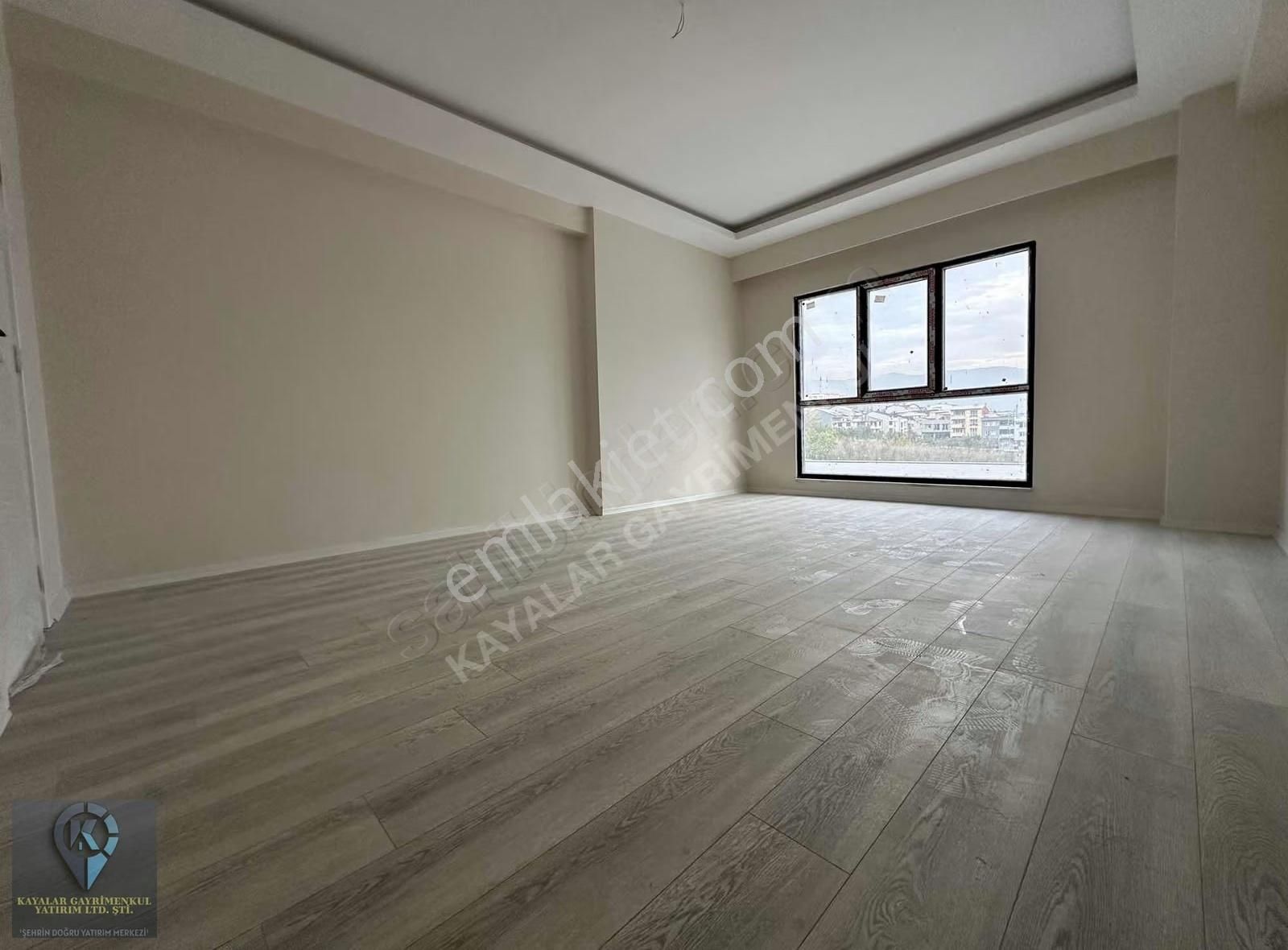 Çamlık Caddesi Üzeri 2+1 Site İçi Daire - Görsel 3