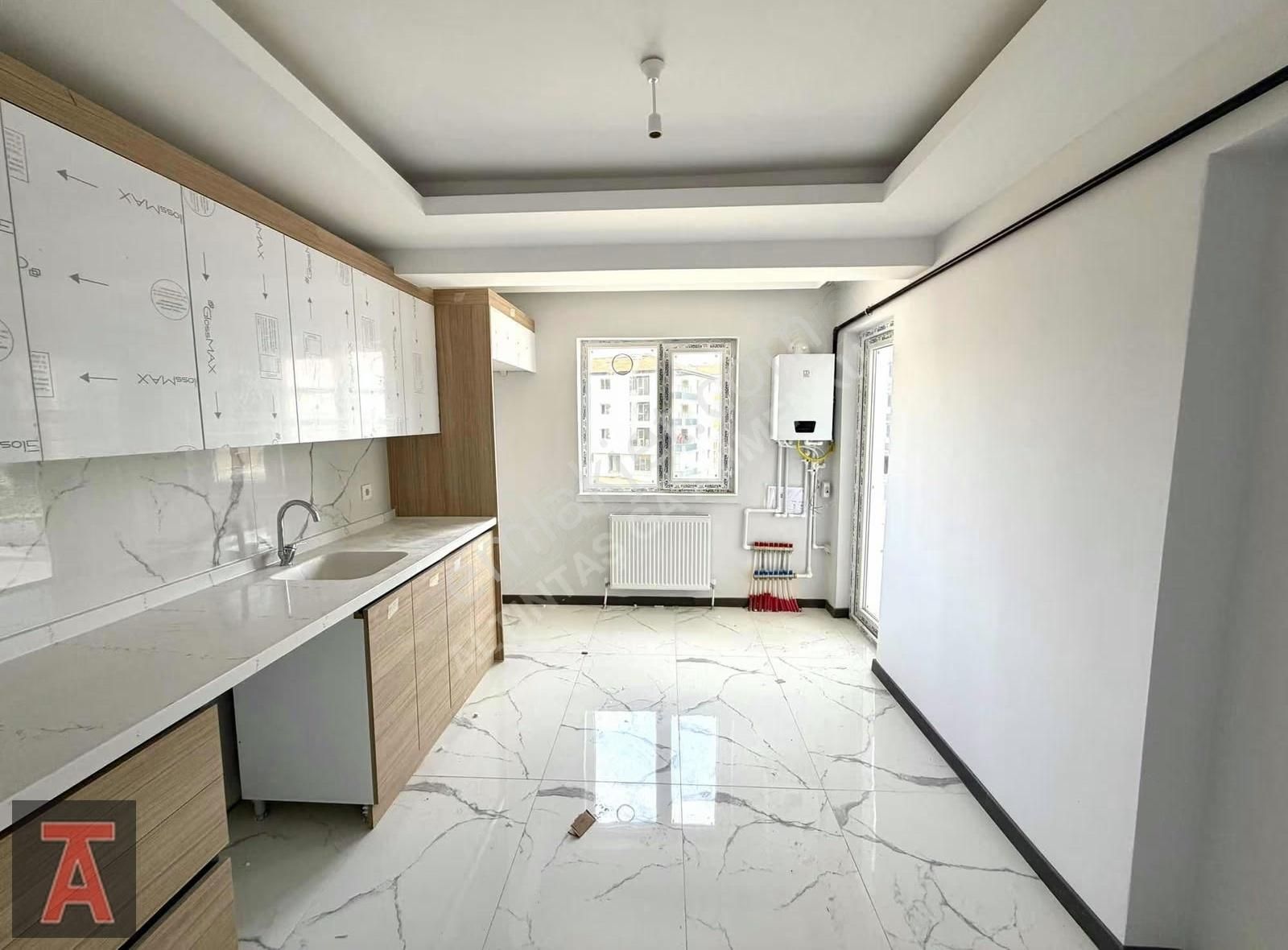 Fevzi Çakmak Mah.sıfır Ara Katta Köşe Başı Bina Ön Cephe Lüx 3+1 - Görsel 26