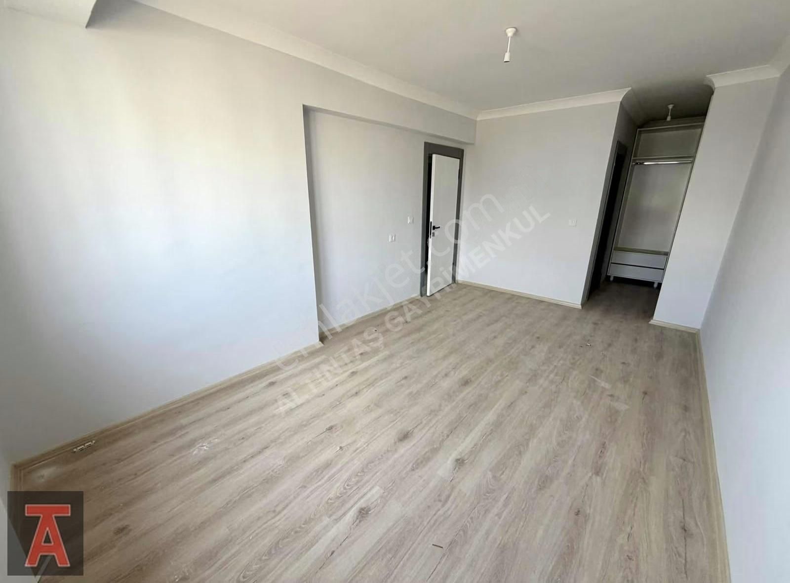 Fevzi Çakmak Mah.sıfır Ara Katta Köşe Başı Bina Ön Cephe Lüx 3+1 - Görsel 35