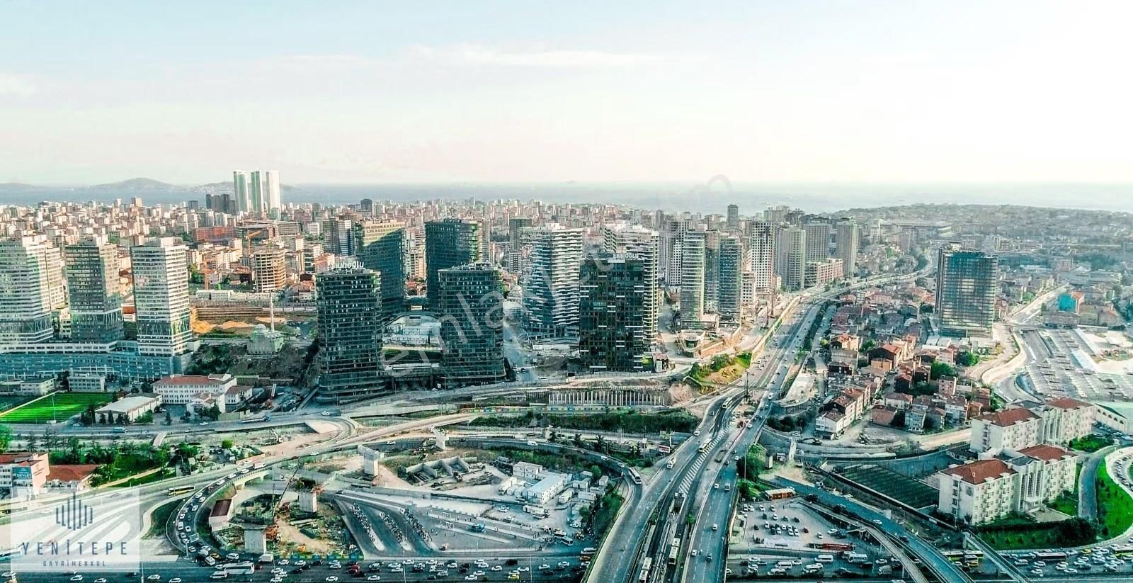 Yenitepe Gayrimenkul'den Geniş Pergola Teraslı Ön Kullanımlı - Görsel 17