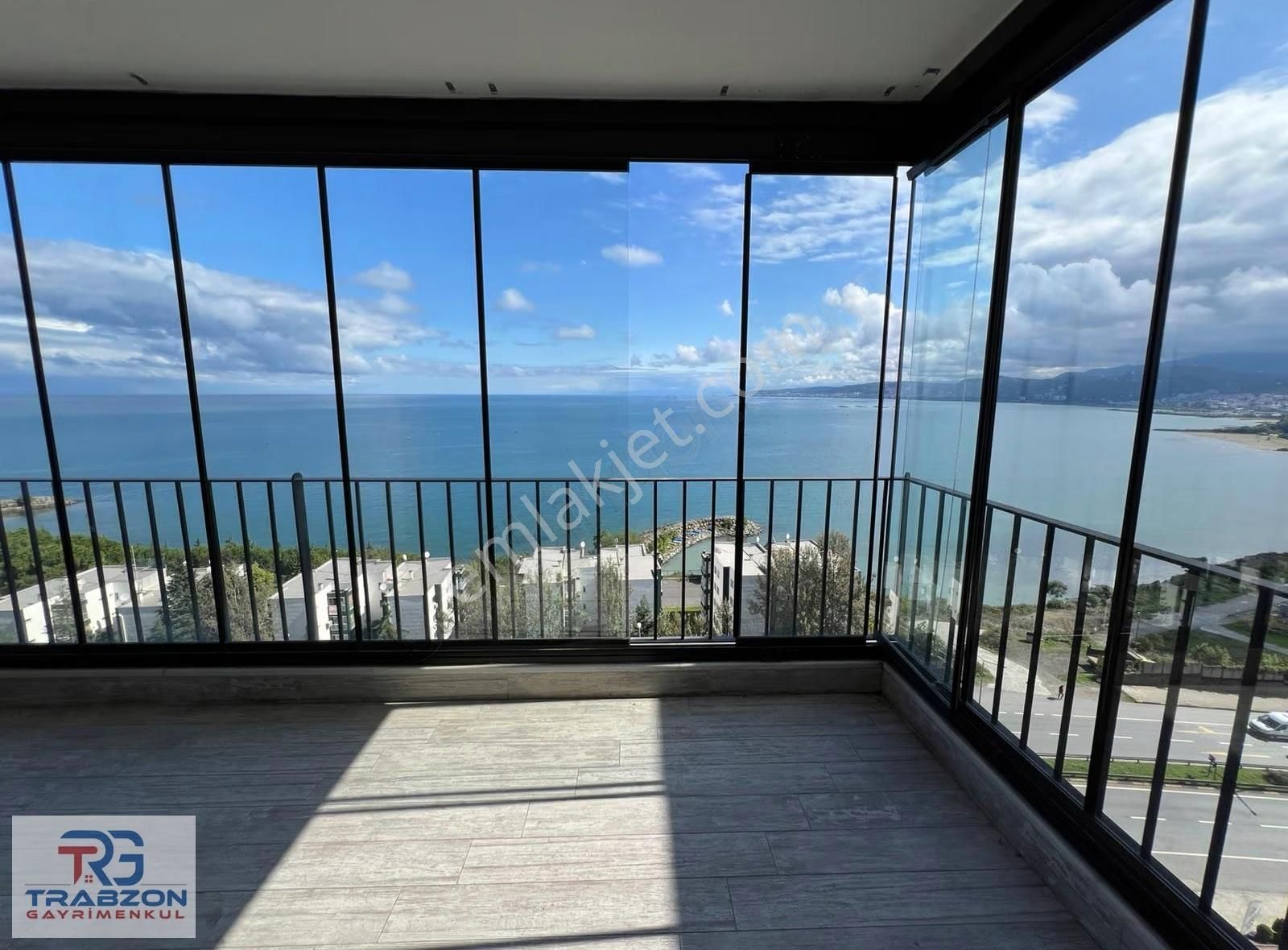 Yalıncak Bölgesinde 3+1 Kiralık Panoramik Deniz Manzaralı Daire - Görsel 11