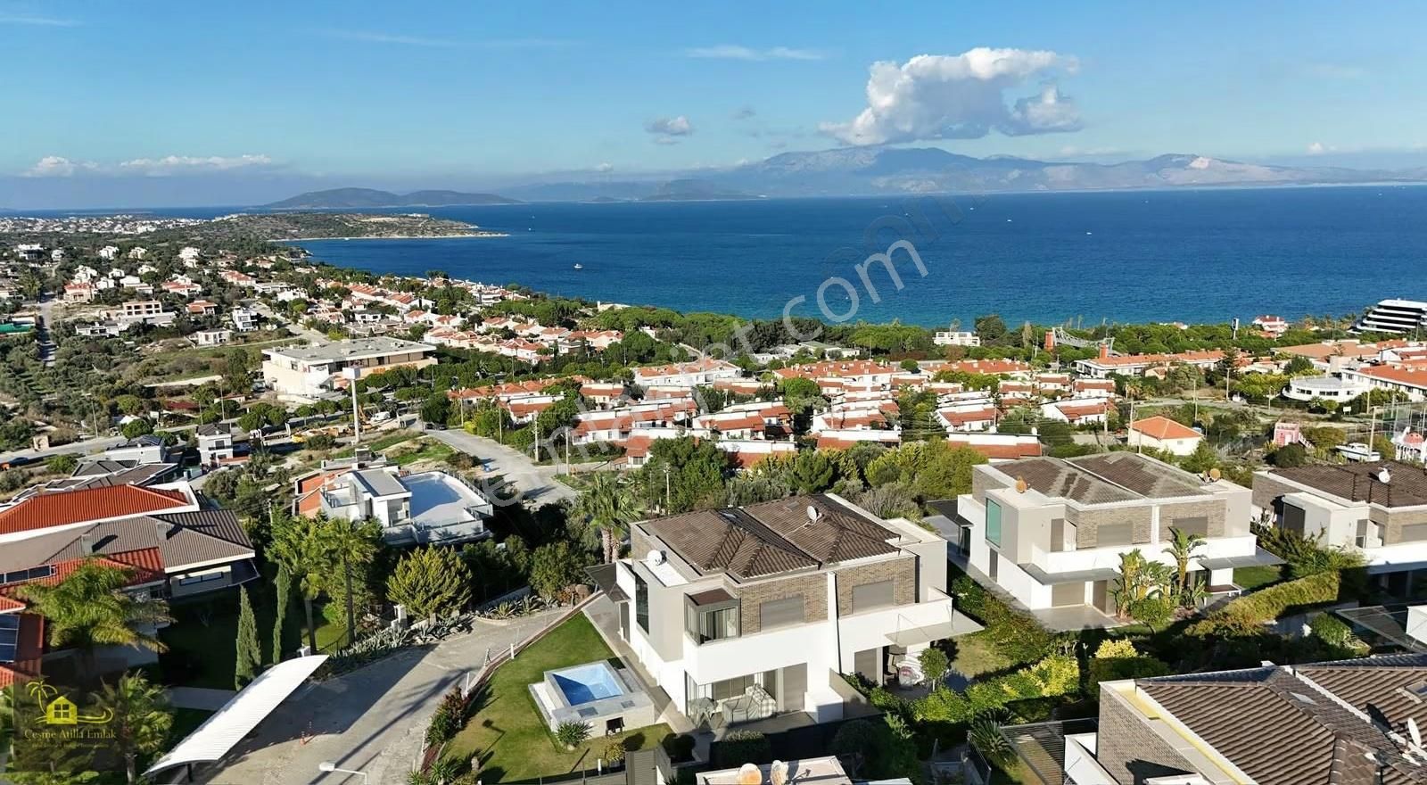 Çeşme'de Ful Deniz Manzaralı Satılık 4+1 Villa - Görsel 23