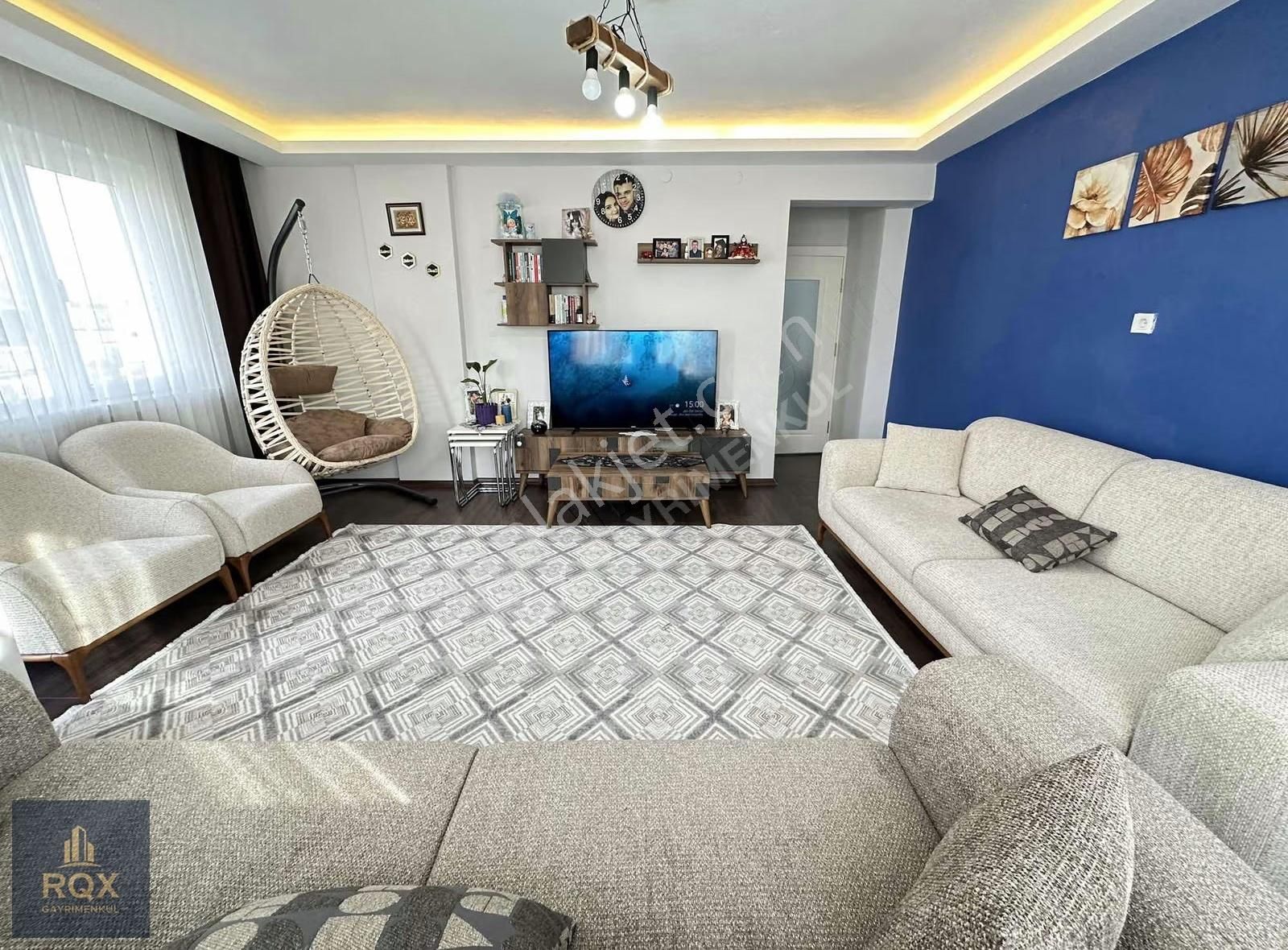 Elvan Mahallesi Ön Cephe Ful Yapılı Site İçerisinde 3+1 Daire