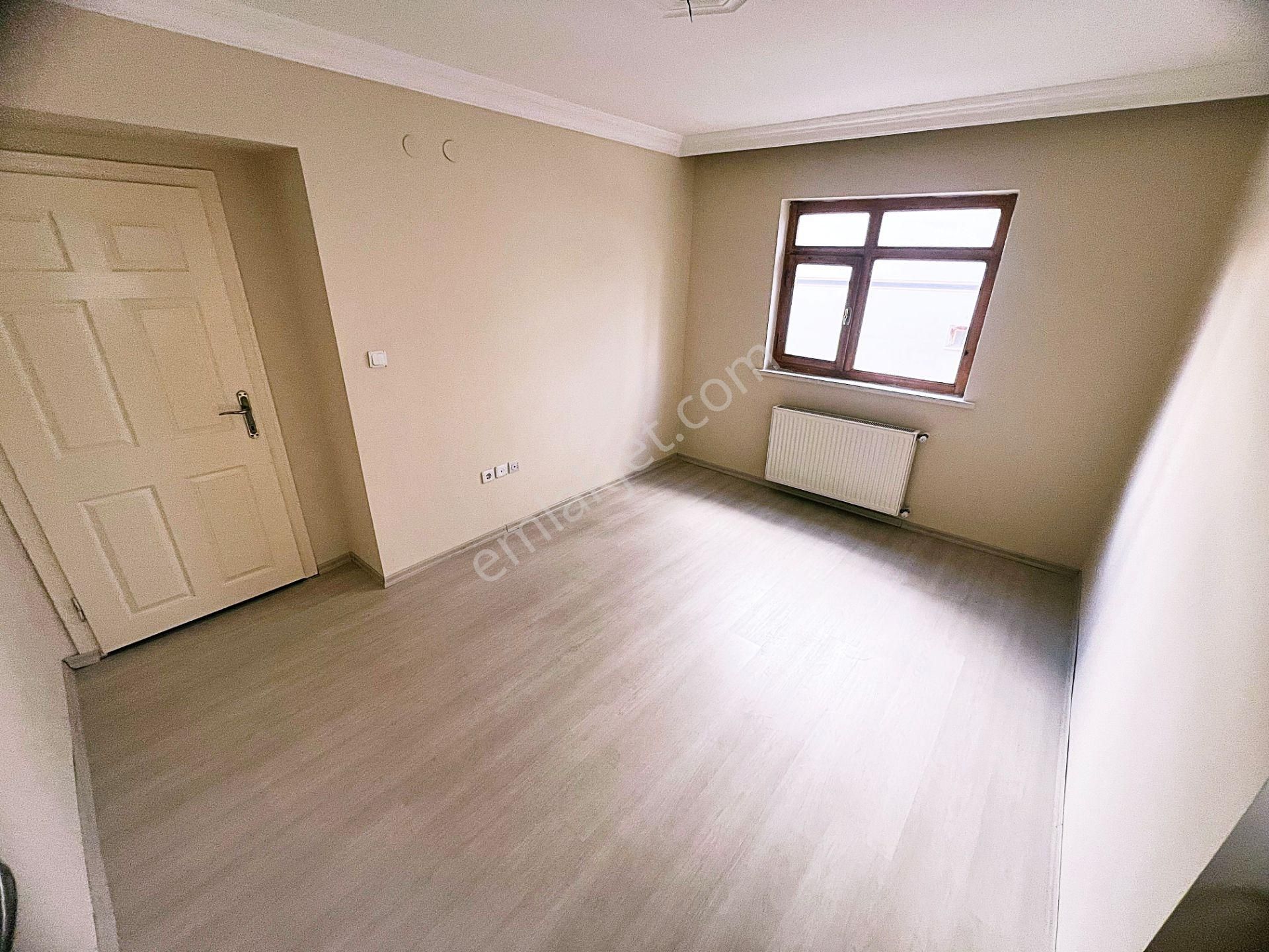 Cihandan Güventepede Demirdağ .kalaballı Cadde Sınırı 3+1 Daire - Görsel 22