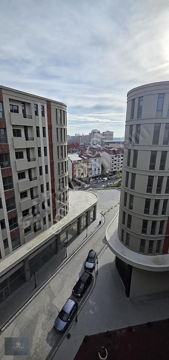 Meydan Ardıçlı Da Büyük Tip Kiralık Daire Önü Açık 1+1 - Görsel 18