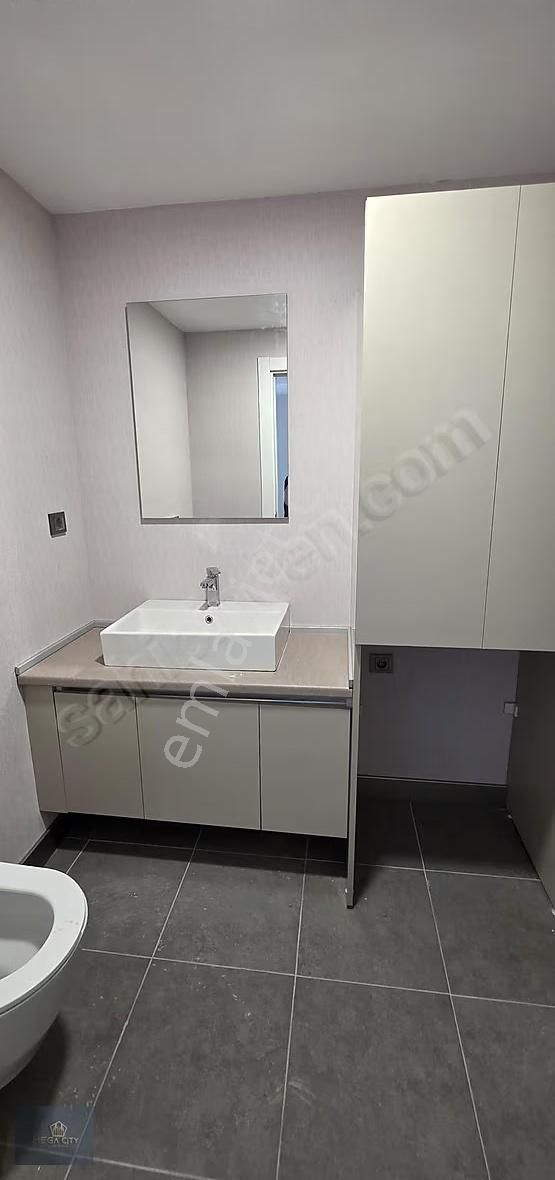 Meydan Ardıçlı Da Büyük Tip Deniz Ve Göl Manzaralı Kiralık 1+1 - Görsel 8