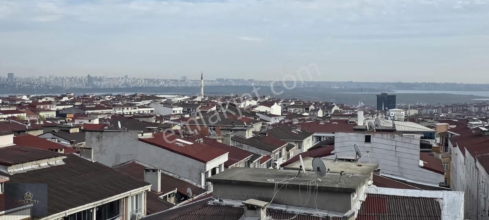 Meydan Ardıçlı Da Büyük Tip Deniz Ve Göl Manzaralı Kiralık 1+1 - Görsel 24