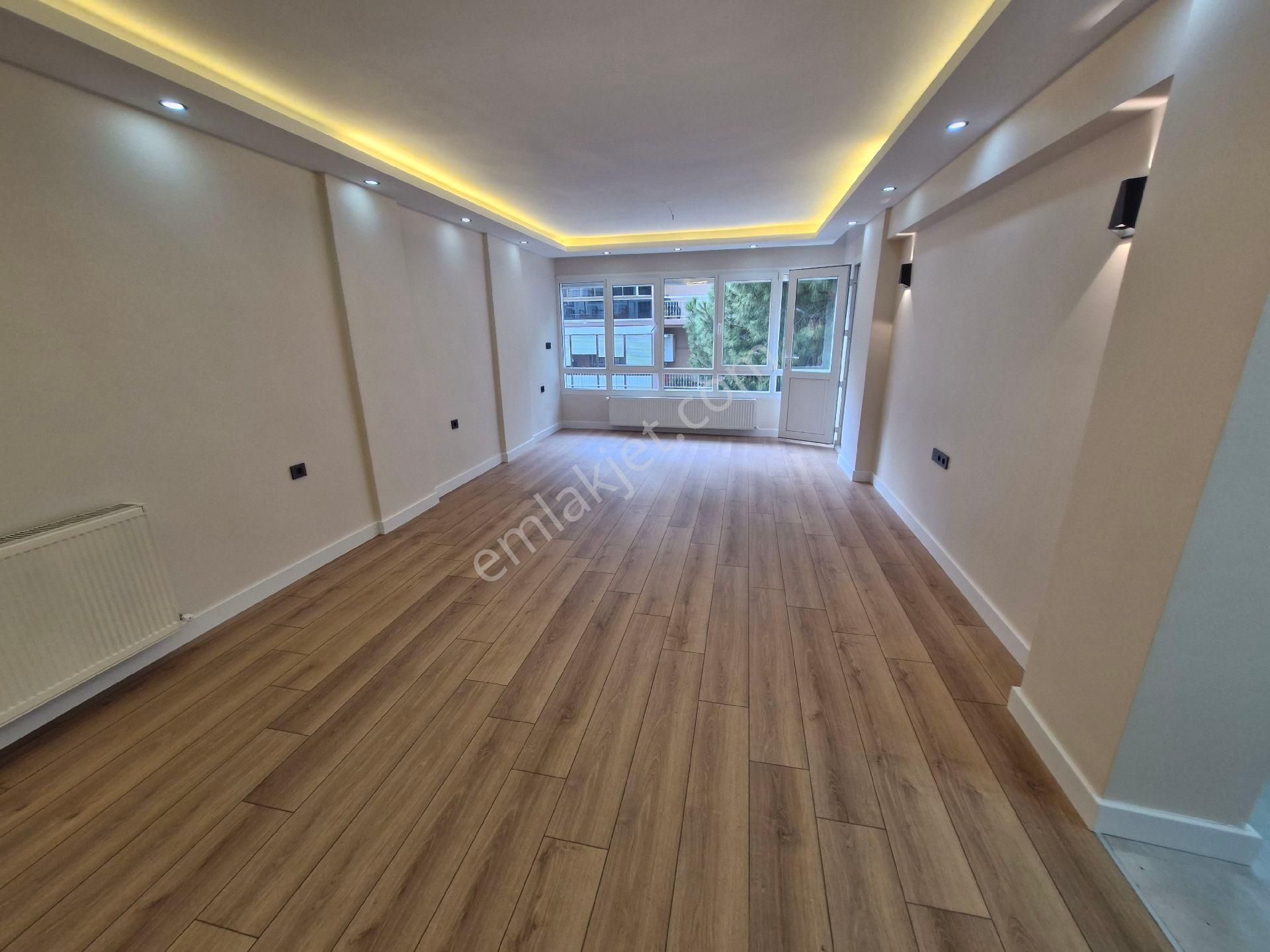 Bostanlı Da 3+1 Ful Tadilatlı Asansörlü Mkd Emlaktan - Görsel 2