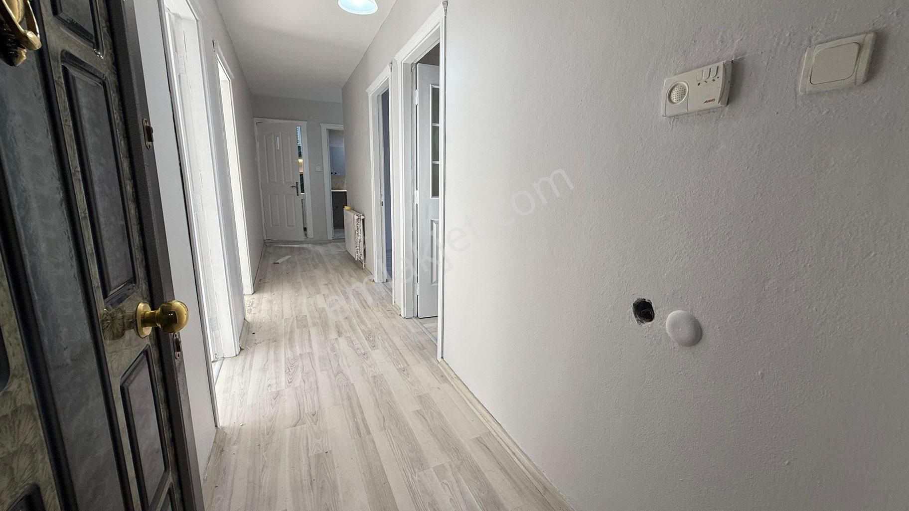 Cadde Üzerı Ara Kat Masrafsız Kıralık 3+1 Daıre - Görsel 13