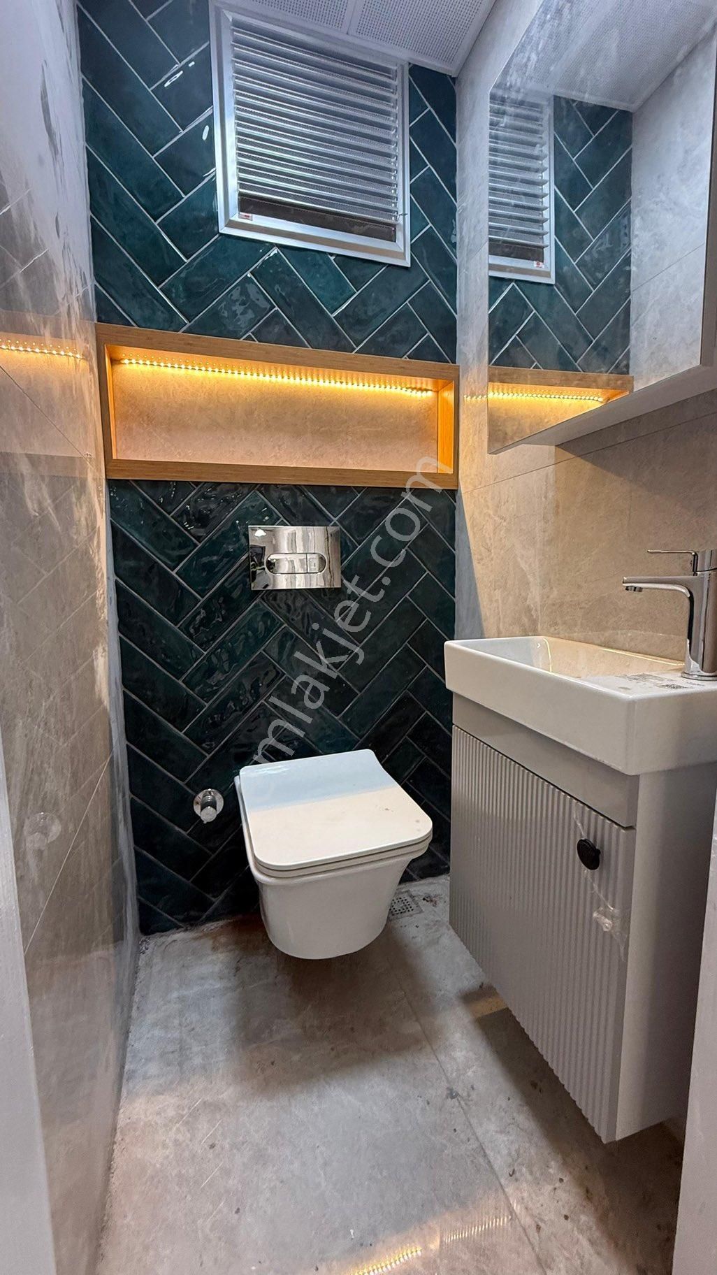 Cadde Üzerı Ara Kat Masrafsız Kıralık 3+1 Daıre - Görsel 16