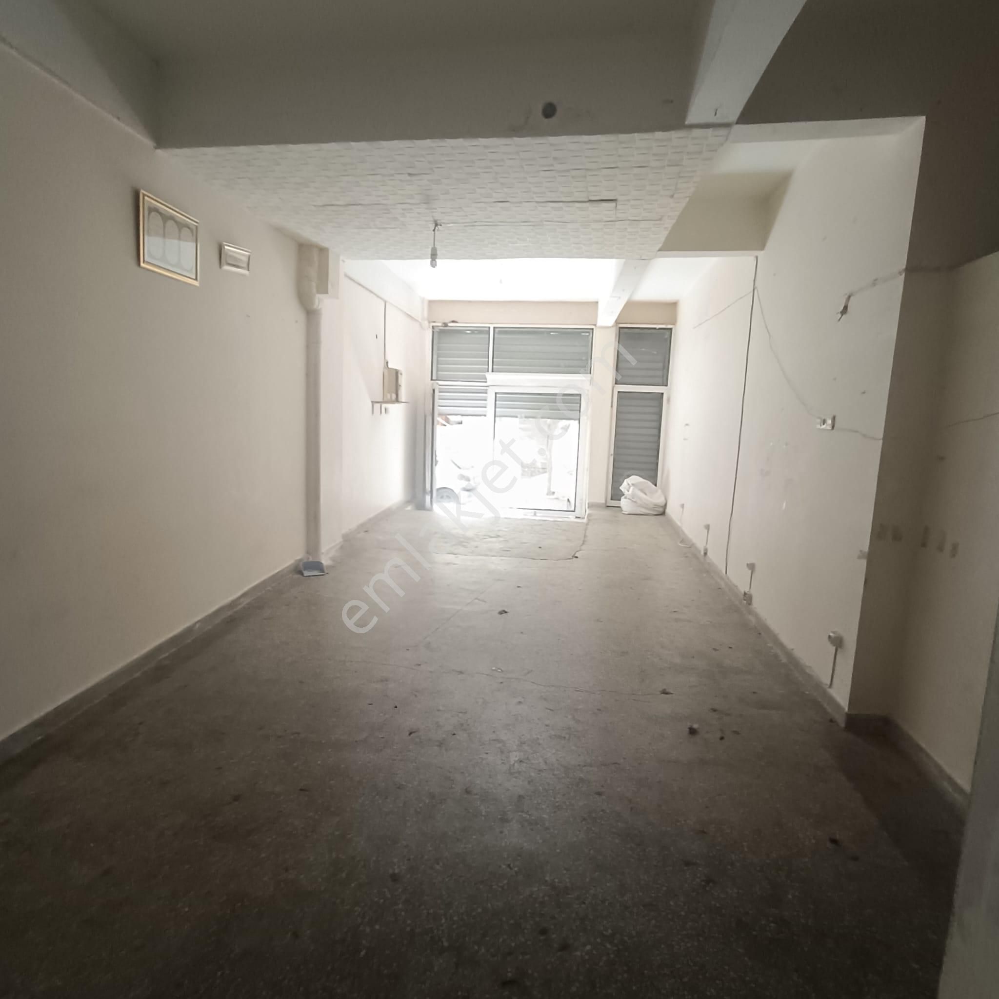 Bayrampaşa Muratpaşa 70 M2 Depolamaya Mağazaya E Ticarete