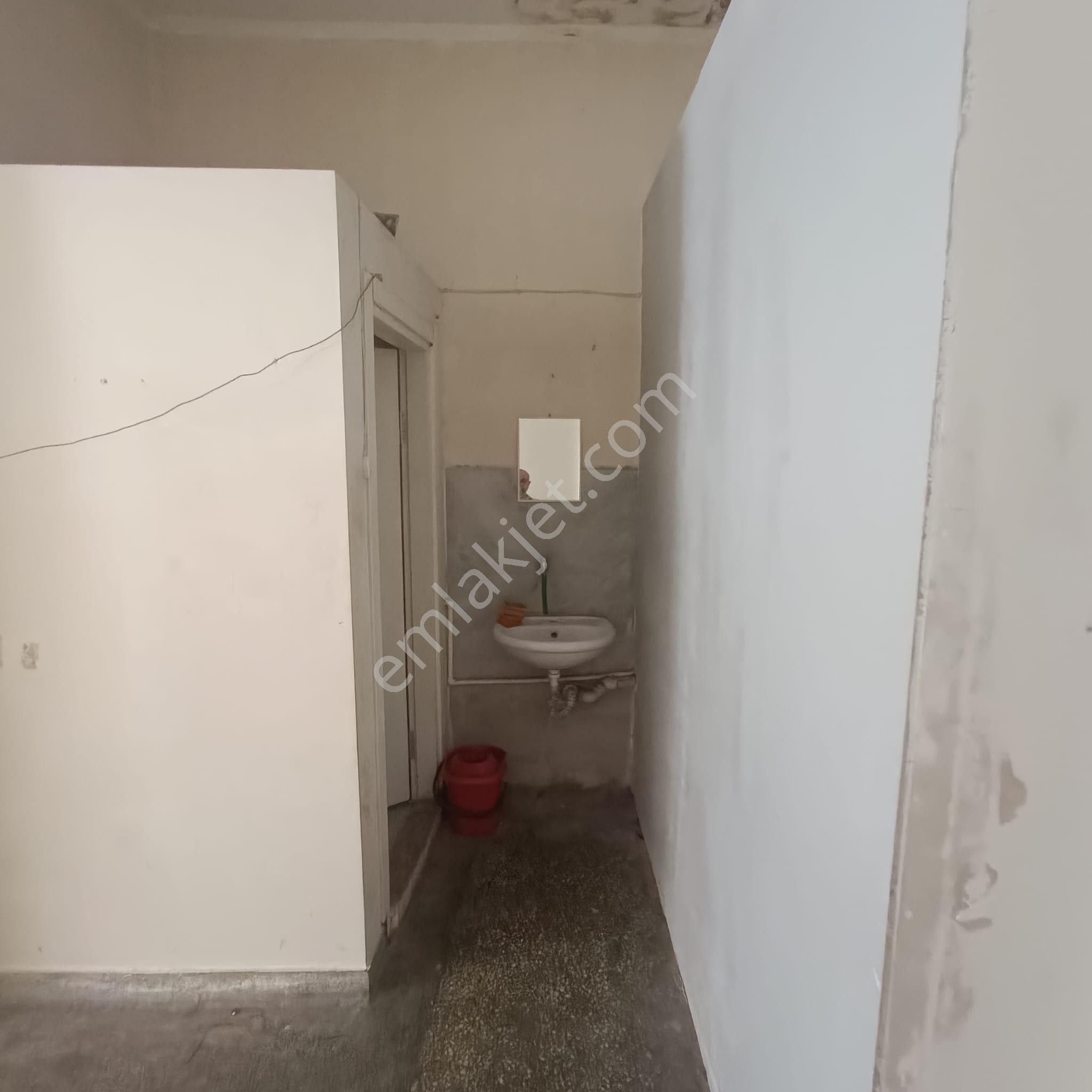 Bayrampaşa Muratpaşa 70 M2 Depolamaya Mağazaya E Ticarete - Görsel 6