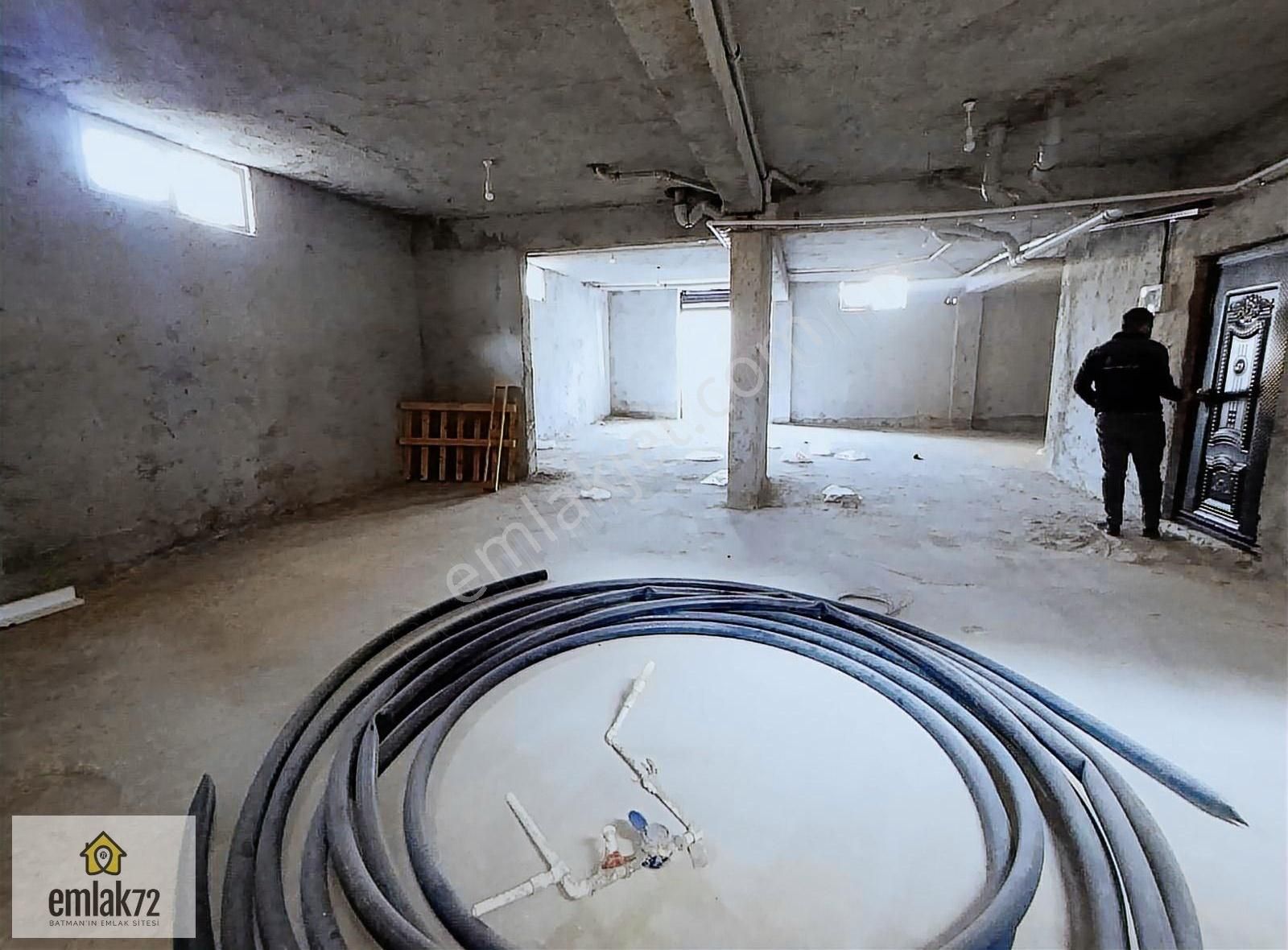 Emlak 72 'den Korük'te Satılık Bodrum - Görsel 5