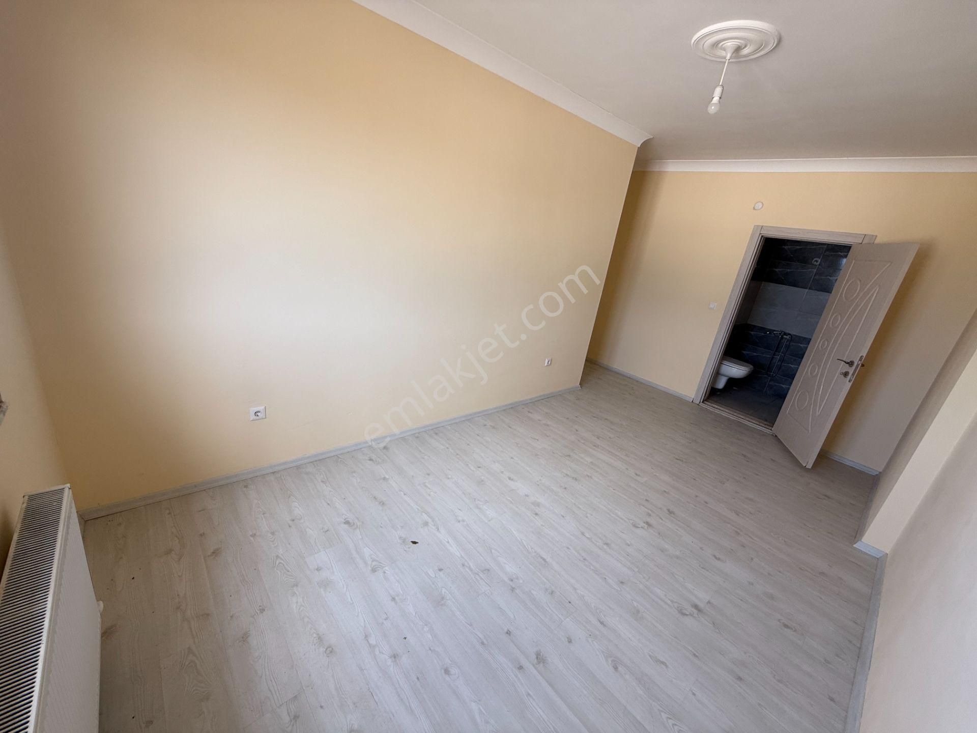 Emlakevim - Gümüşova Fatih Mah. De Satılık 2 + 1 Daire !! B Blok - Görsel 17