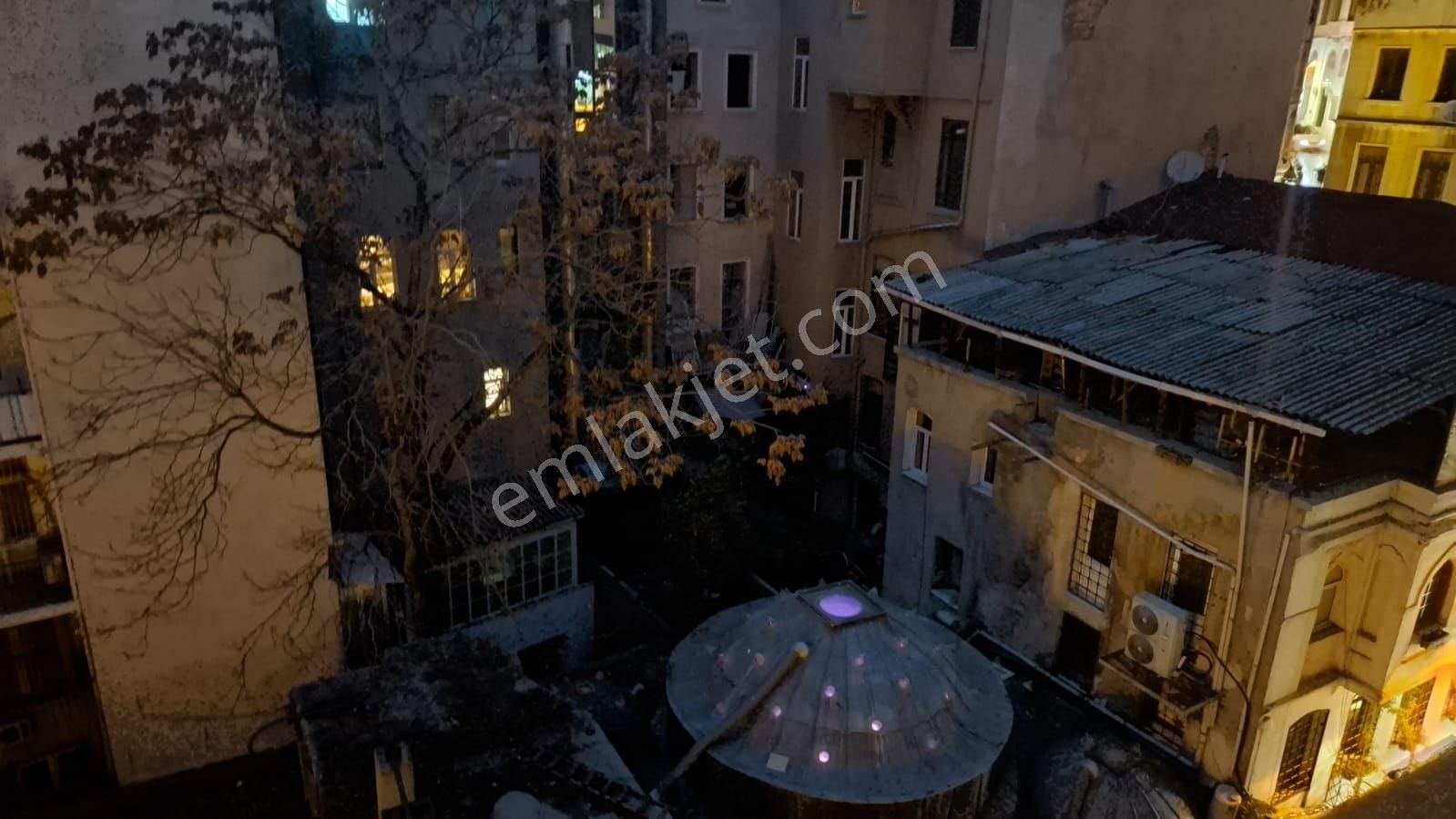 Beyoğlu Ciangir De Tarihi Binada 1+1 Faturalar Dahil - Görsel 5