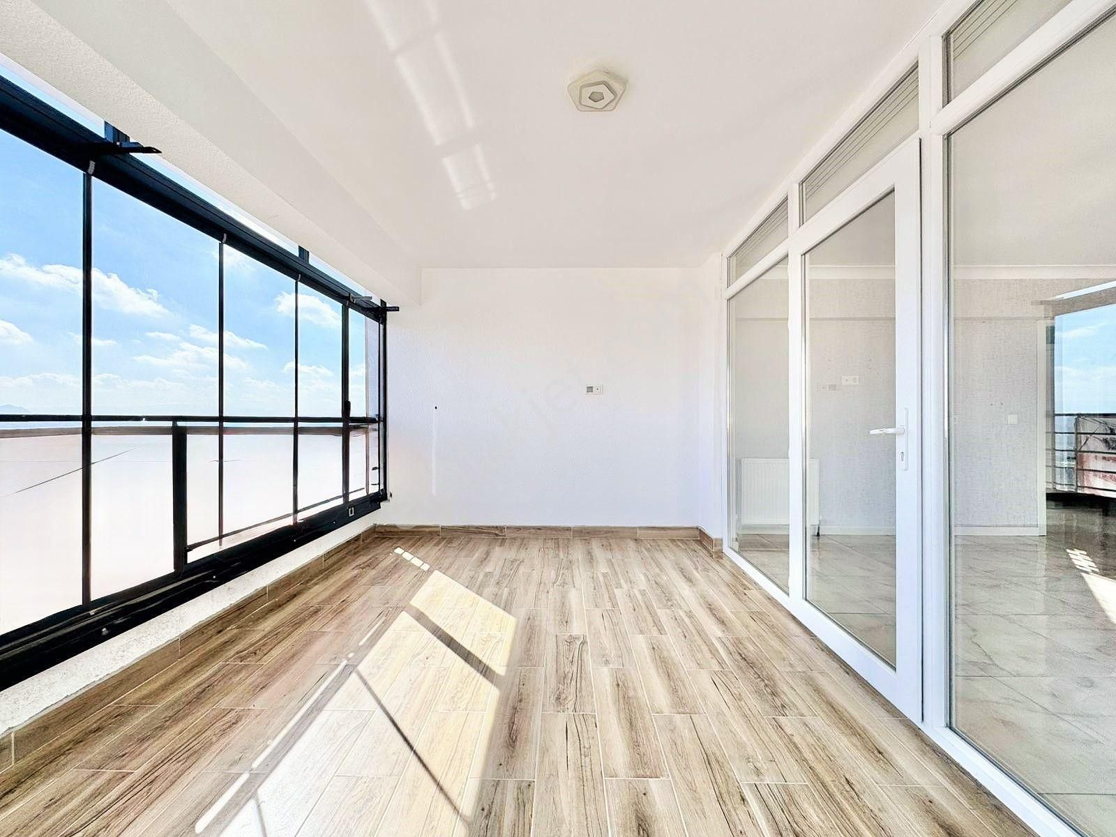 Duru Emlak'tan Manzaralı G.odalı 4+1 Lüks Site Dairesi - Görsel 5