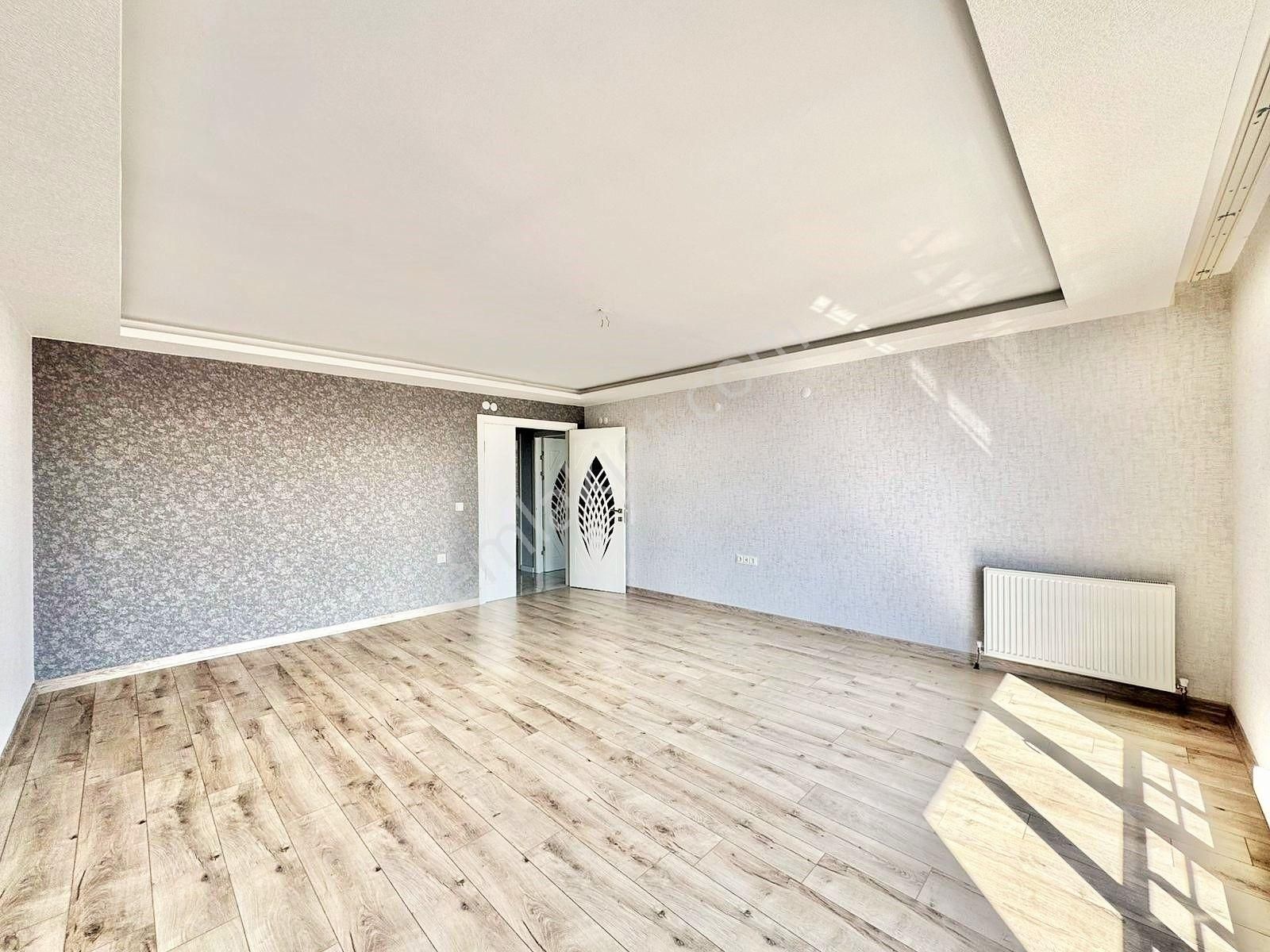 Duru Emlak'tan Manzaralı G.odalı 4+1 Lüks Site Dairesi - Görsel 10