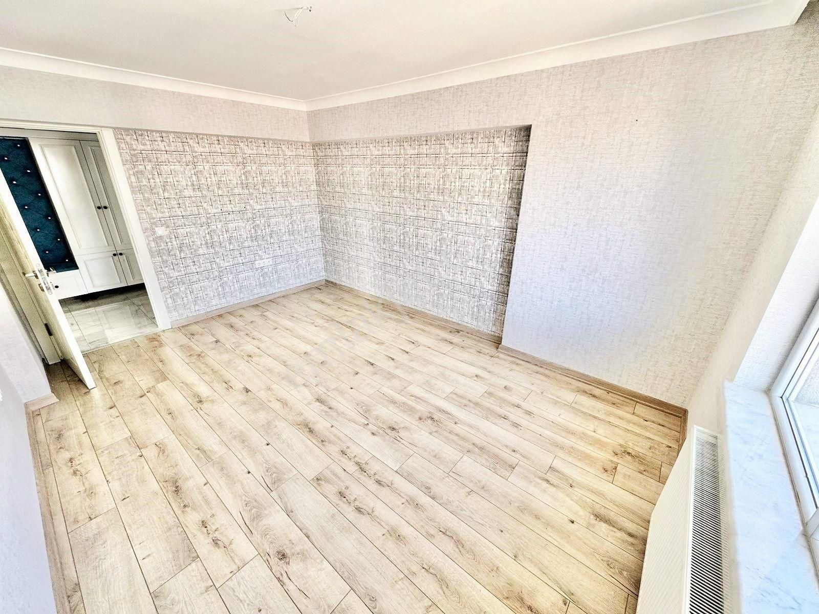 Duru Emlak'tan Manzaralı G.odalı 4+1 Lüks Site Dairesi - Görsel 16