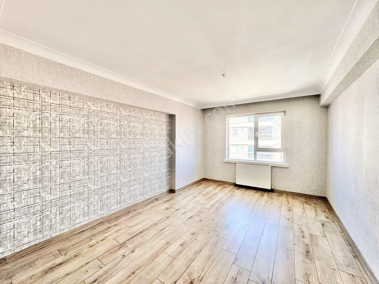 Duru Emlak'tan Manzaralı G.odalı 4+1 Lüks Site Dairesi - Görsel 13