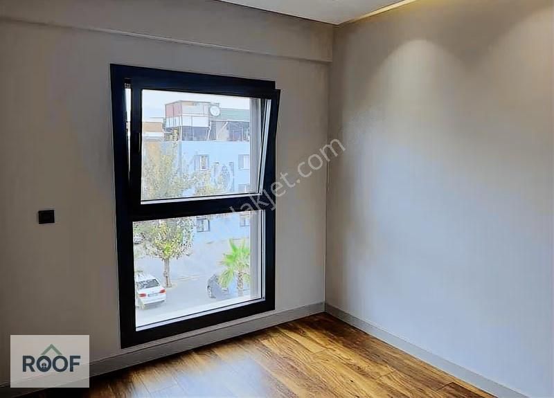 Gültekin Pera Çiğli Havuz Cepheli Satılık 1+1 - Görsel 10