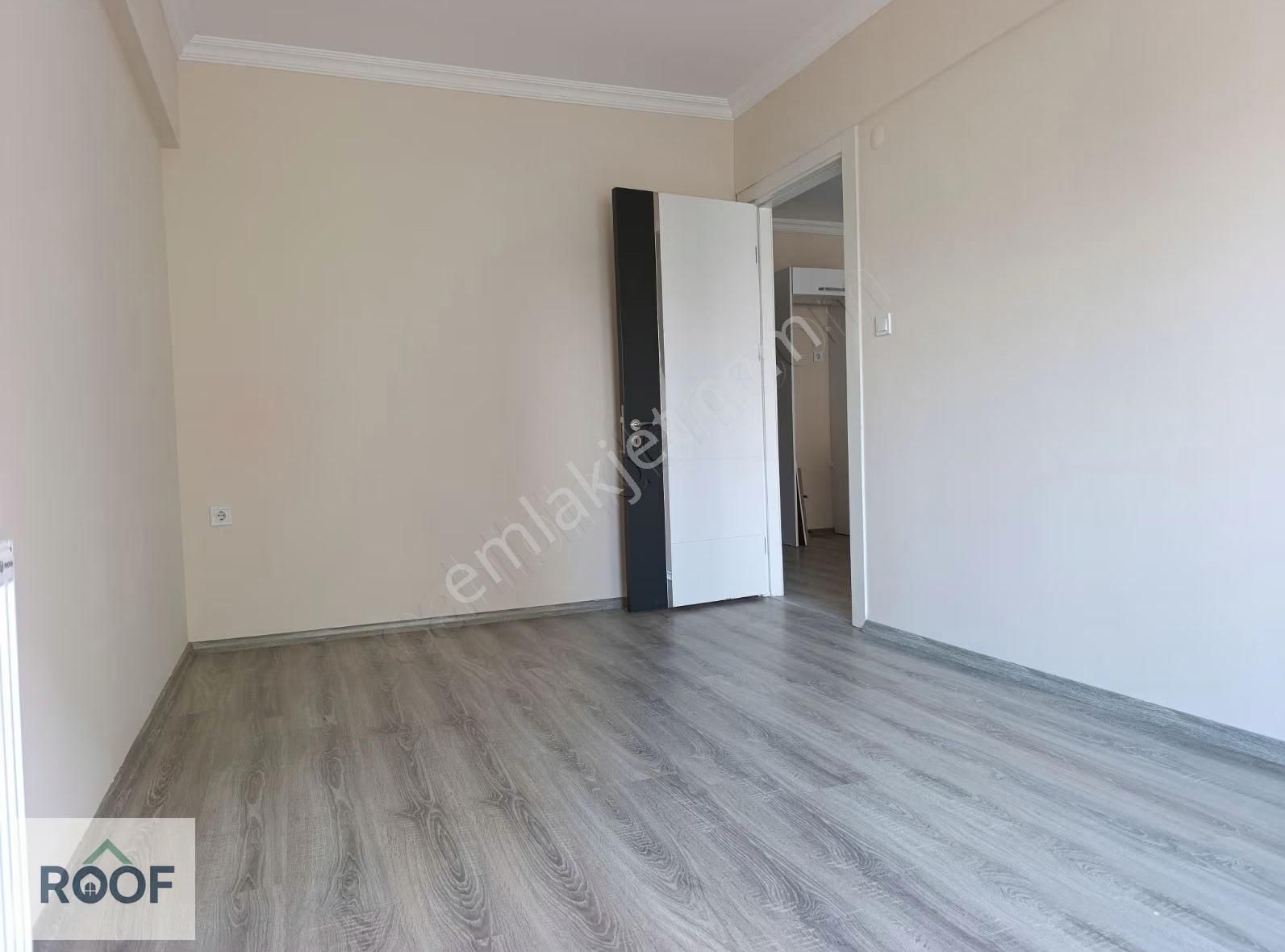 Mevlana Mahallesinde Site İçerisinde Satılık 1+1 Daire - Görsel 19