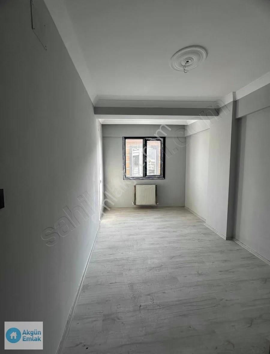 Cumhuriyet Mahallesi Ring Yolu Üzeri 90 M2 2+1 Arakat Daire - Görsel 2