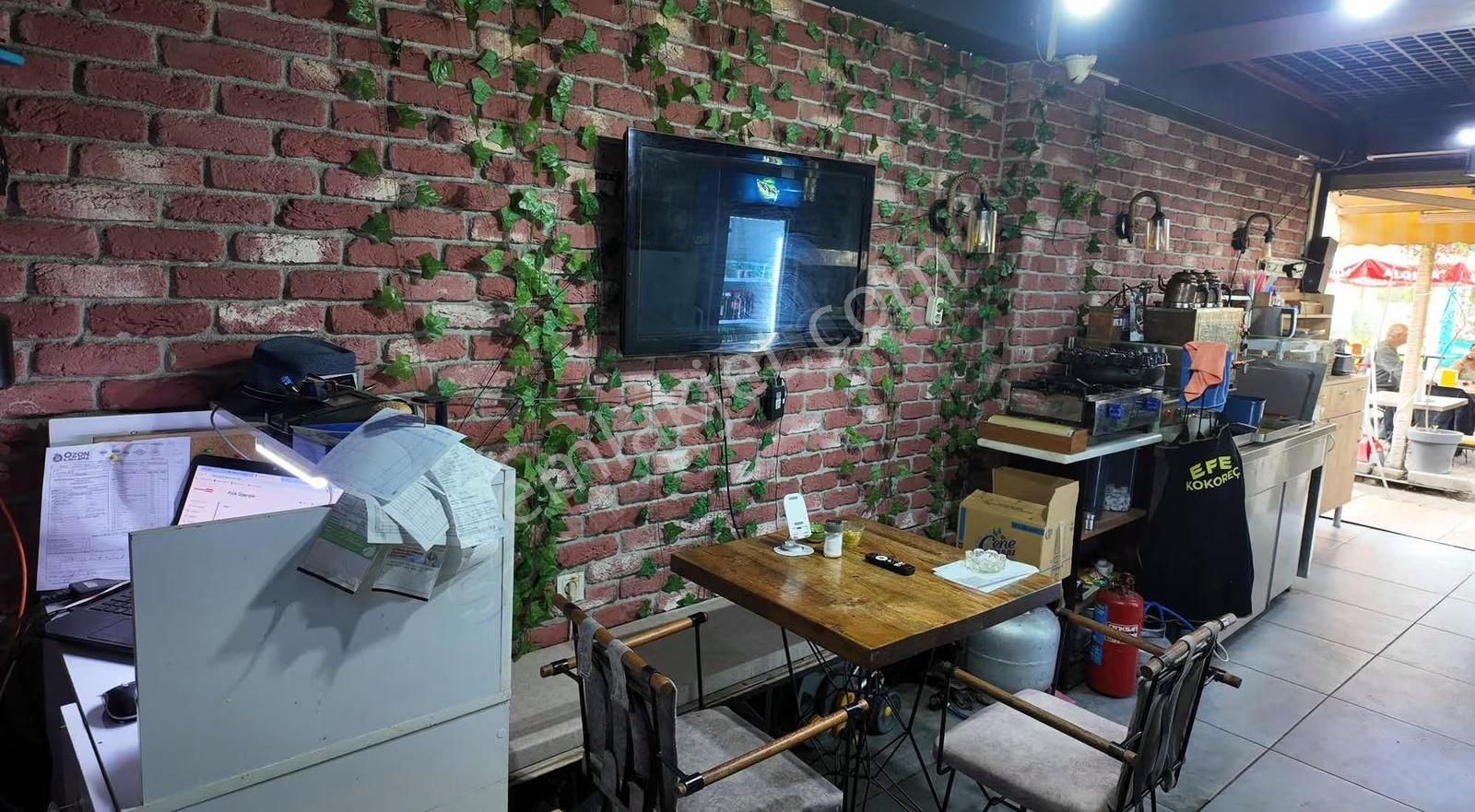 Yahya Kaptanda Devren Kokoreç Dükkanı - Görsel 9