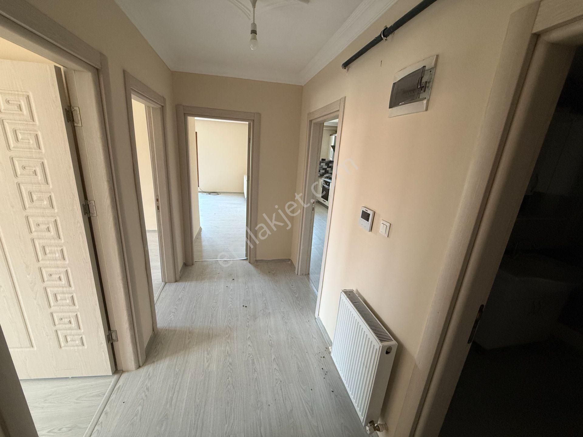 Emlakevim - Gümüşova Fatih Mah. De Satılık 2 + 1 Daire !! A Blok - Görsel 24