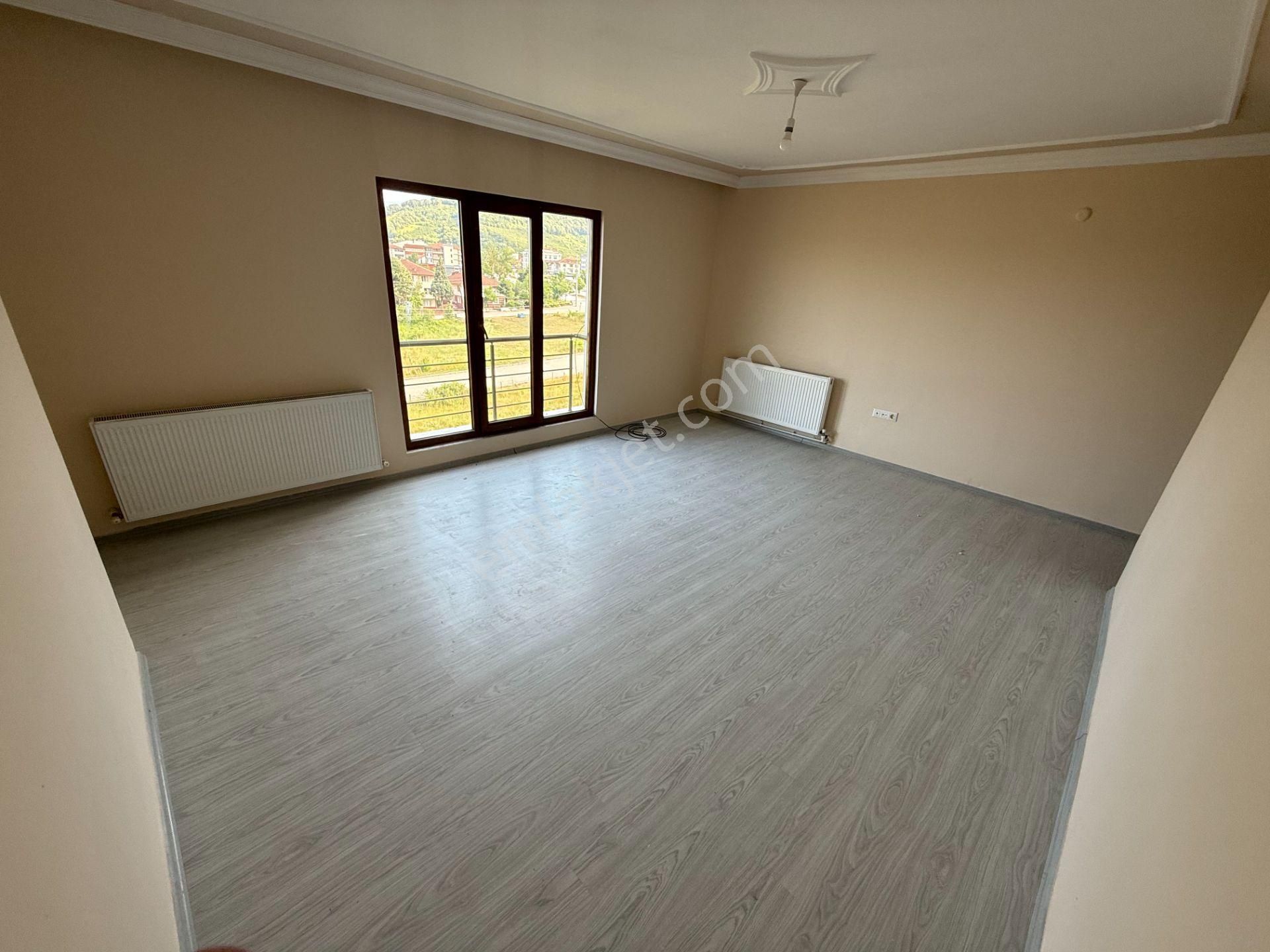 Emlakevim - Gümüşova Fatih Mah. De Satılık 2 + 1 Daire !! A Blok - Görsel 13