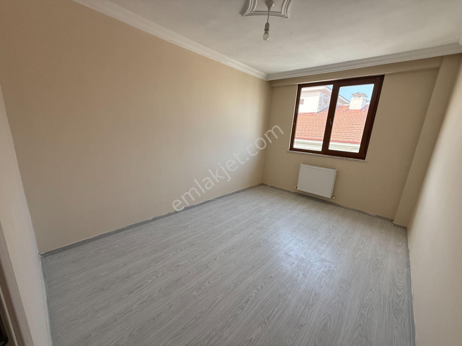 Emlakevim - Gümüşova Fatih Mah. De Satılık 2 + 1 Daire !! A Blok - Görsel 7