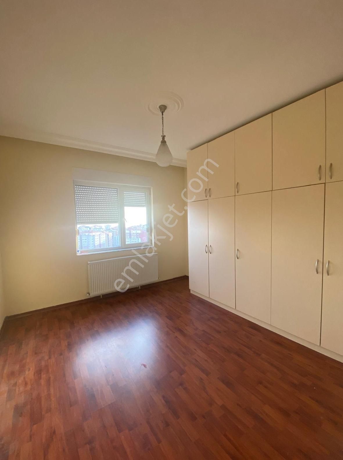 Yeşilkent 2 De Deniz Manzaralı 360m² Brüt 80m² Teraslı 5+1 Daire - Görsel 15