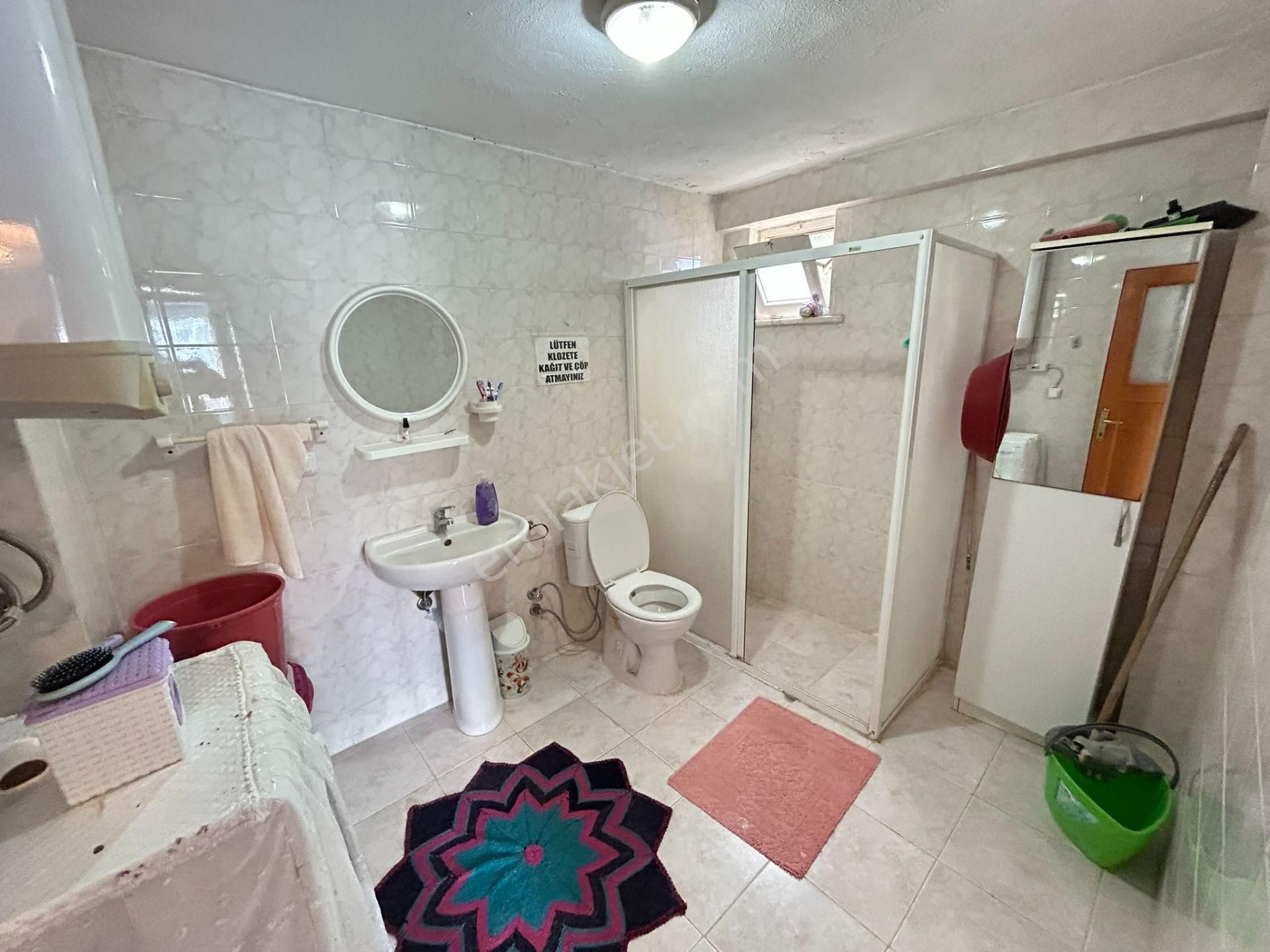 Cihan Emlak Erdekte Denize 300m Merkezi Konumda Eşyalı 2+1 Daire - Görsel 27