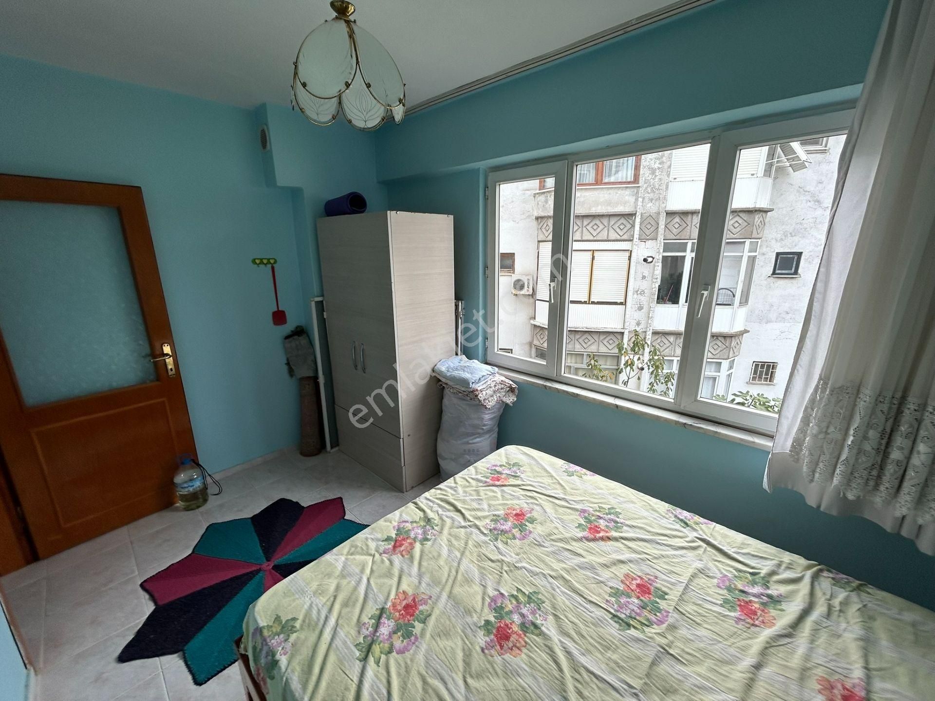 Cihan Emlak Erdekte Denize 300m Merkezi Konumda Eşyalı 2+1 Daire - Görsel 32