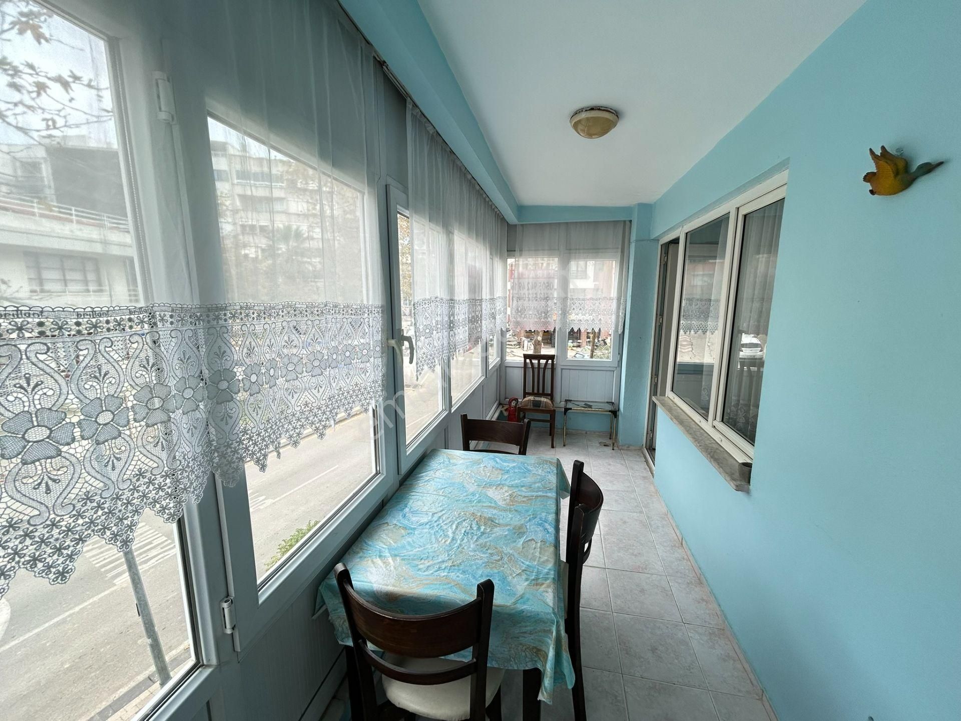 Cihan Emlak Erdekte Denize 300m Merkezi Konumda Eşyalı 2+1 Daire - Görsel 9