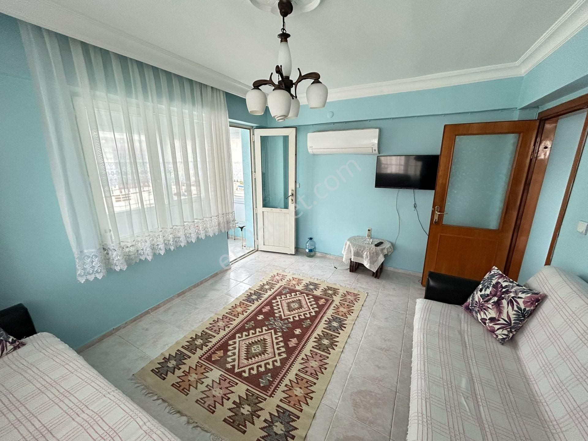 Cihan Emlak Erdekte Denize 300m Merkezi Konumda Eşyalı 2+1 Daire - Görsel 6