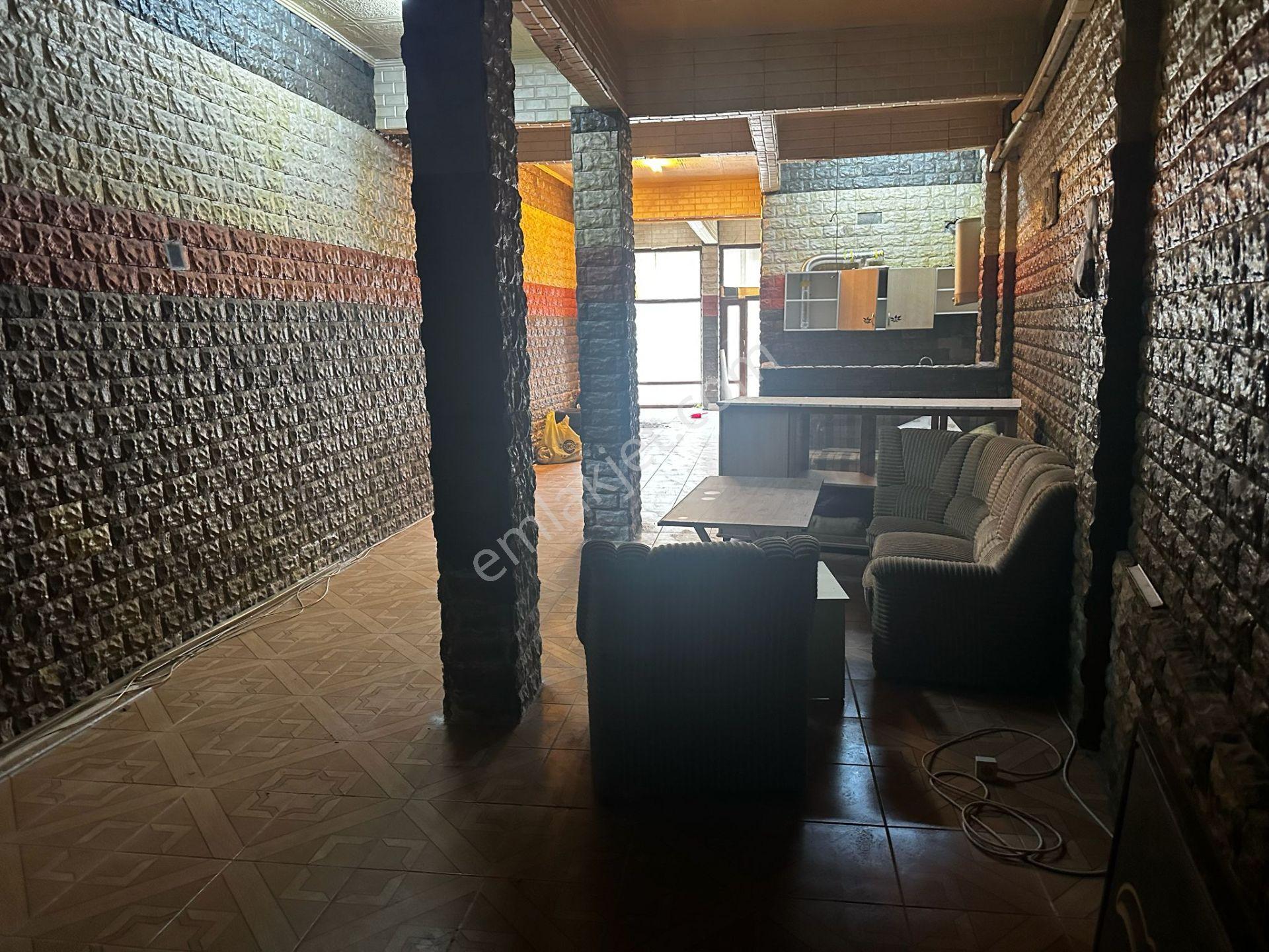 Molla Team'den Kiralık Dükkan 100 M2 Salih Omurtak Cd.üzerinde - Görsel 4