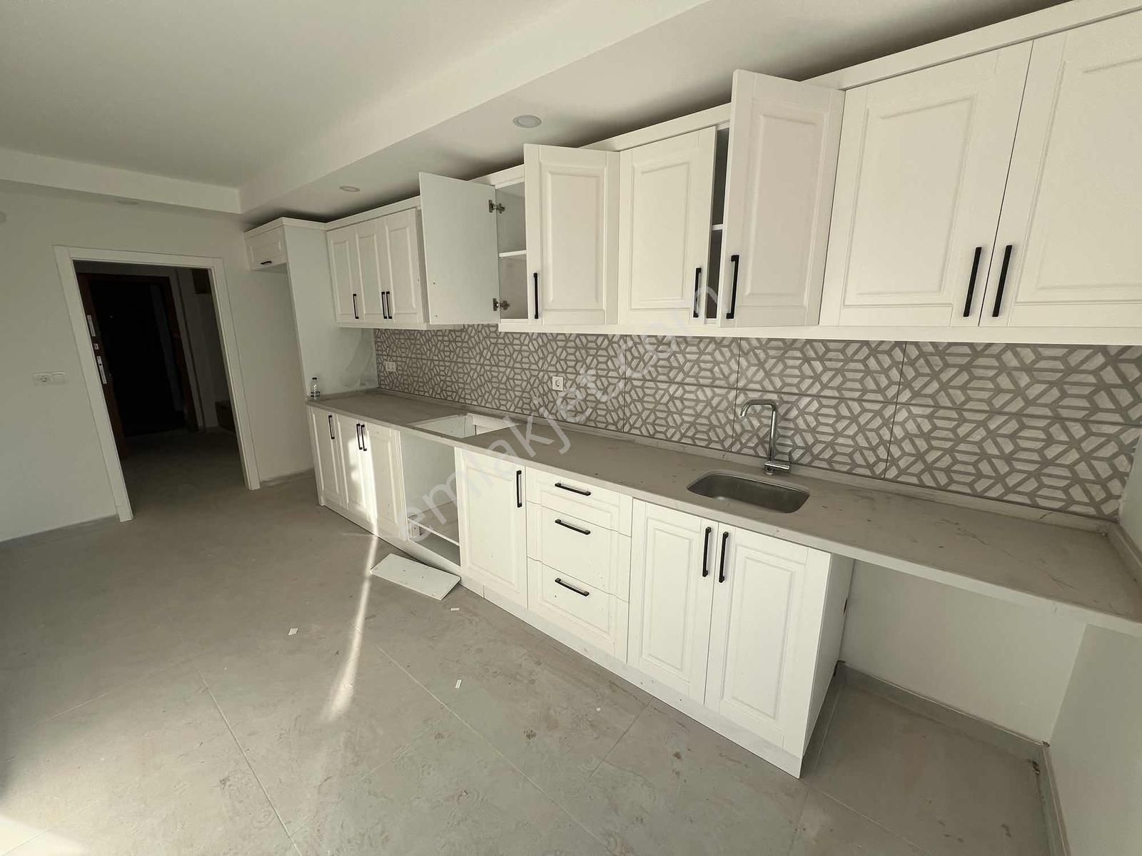 Kökce'den Kumluca'da 2+1 Geniş Site İçerisinde Satılık Daire - Görsel 6