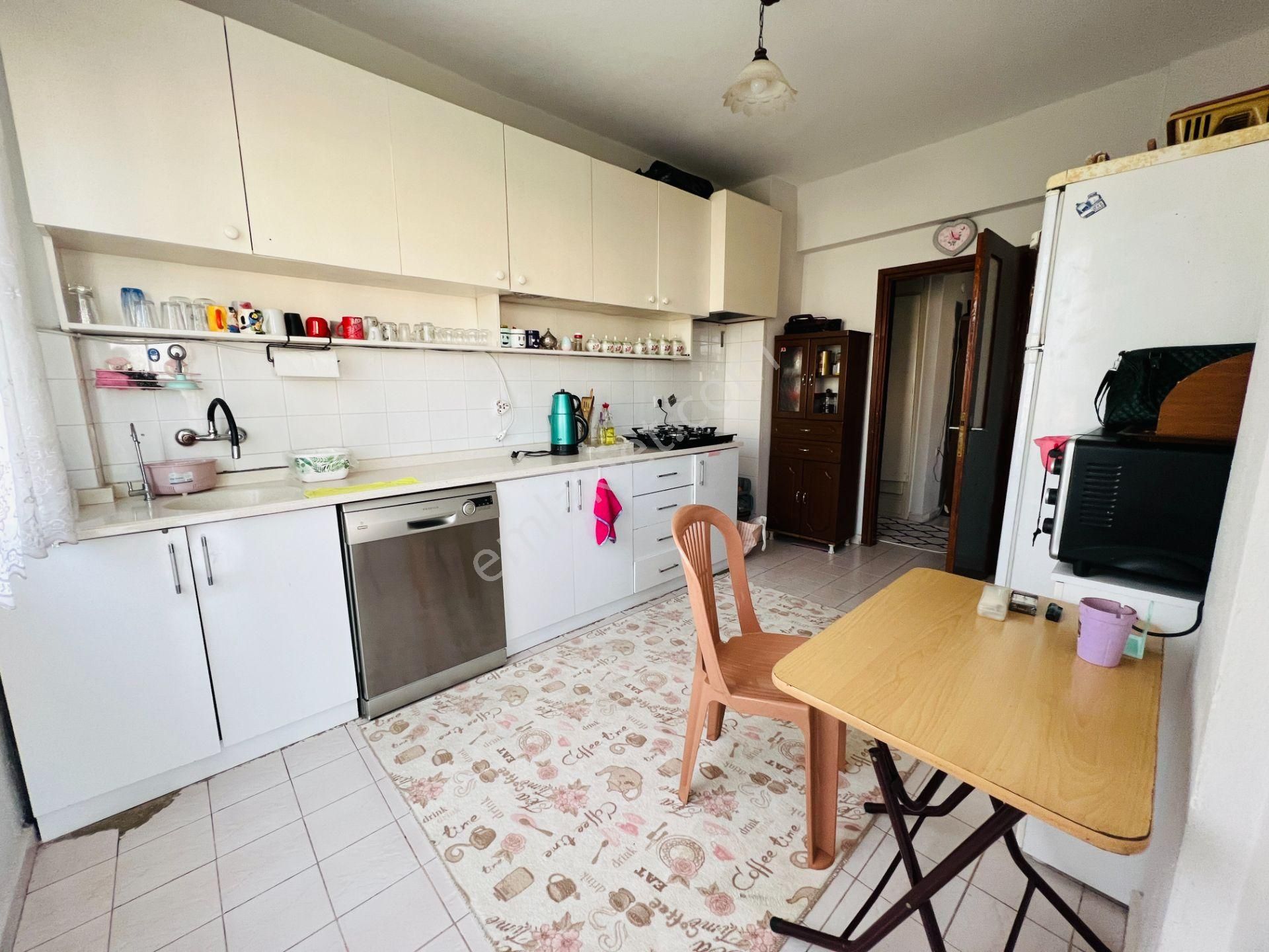 Nüfus Müdürlüğü Yakını Arakat Önü Açık 3+1 - Görsel 3