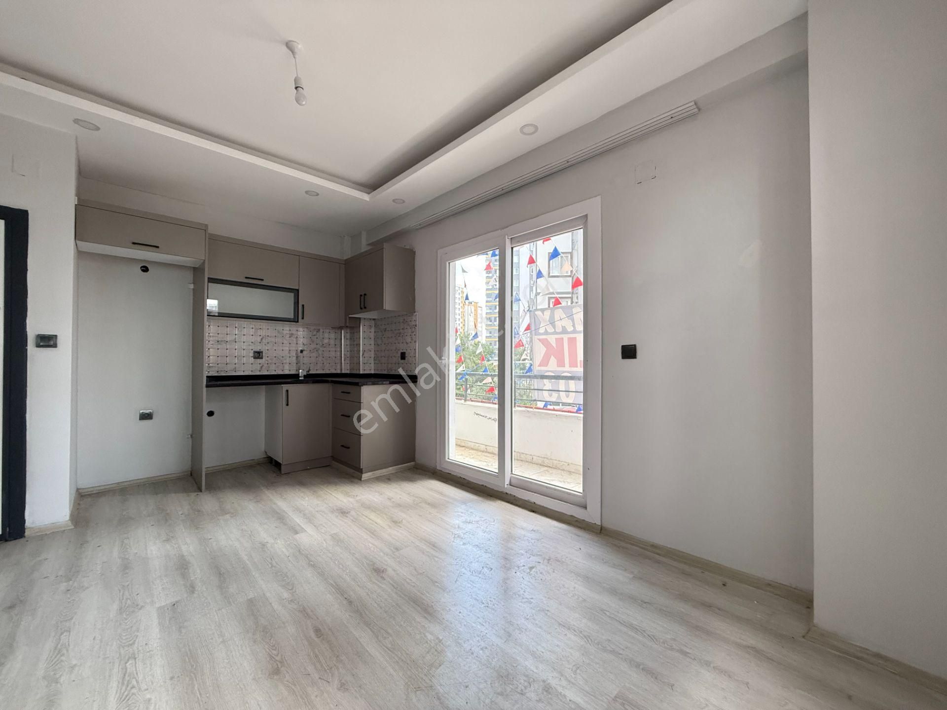 Çarkıpare'de Stadyum Karşısı 1+1 35 M2 Gd Cephe Satılık Daire - Görsel 2