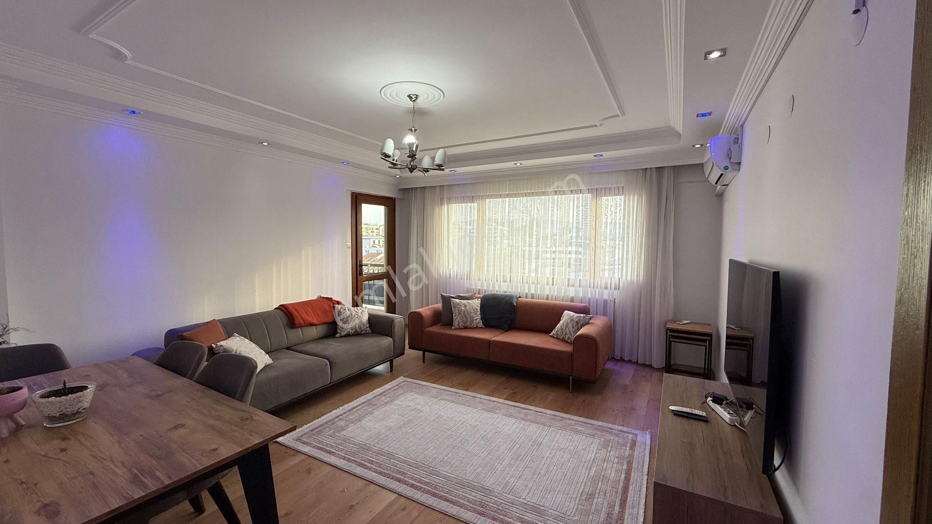 Bayraklı’da Geniş Metrajlı Merkezi Konumda 3+1 Modern Daire - Görsel 31